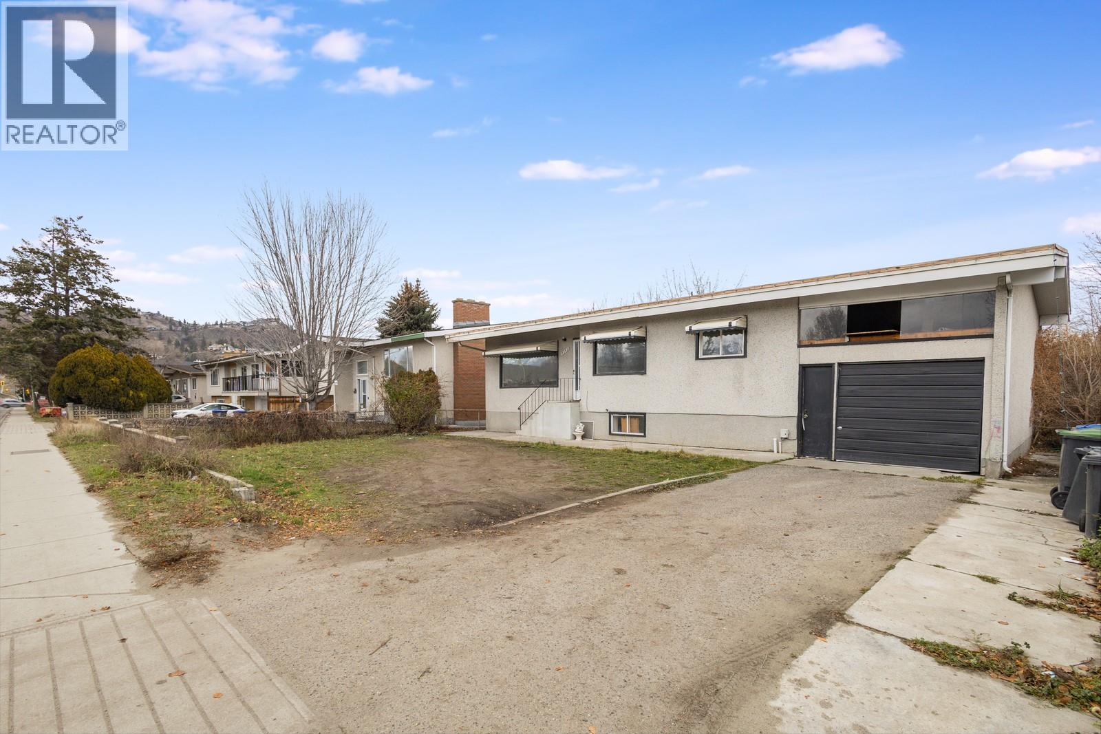 Picture for 1395 Gordon  Drive https://www.cirrealty.ca/reb/bc/1/10365151_12.jpg