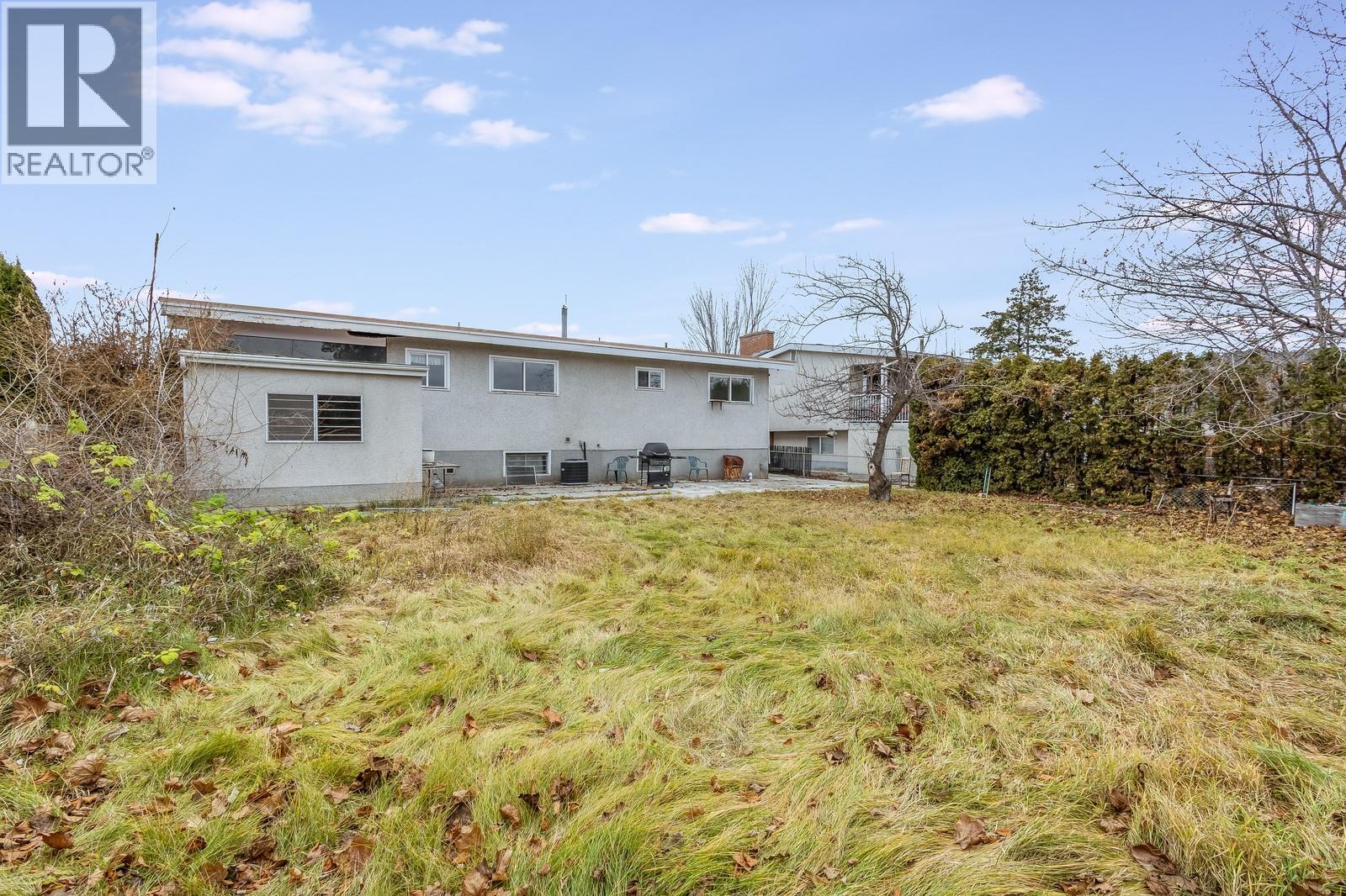 Picture for 1395 Gordon  Drive https://www.cirrealty.ca/reb/bc/1/10365151_16.jpg