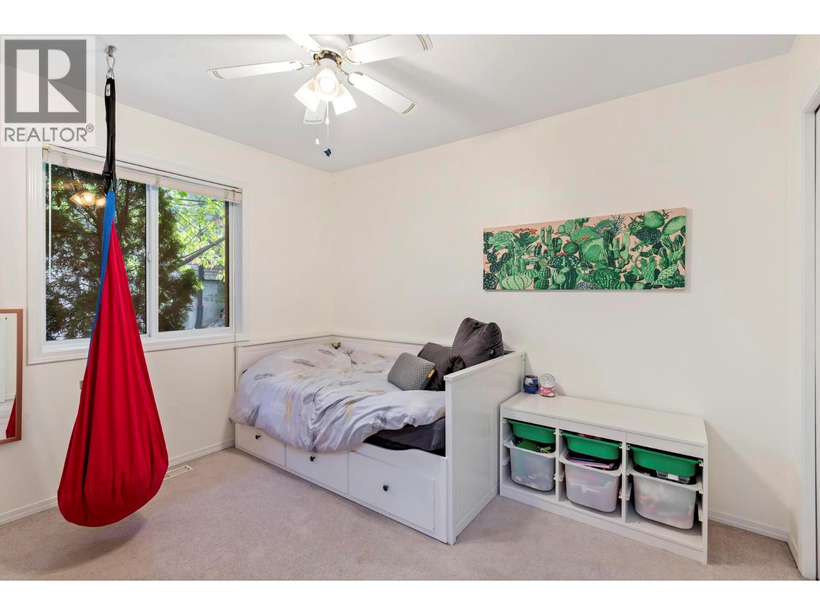 Picture for 2098 Sunview  Drive https://www.cirrealty.ca/reb/bc/1/10365341_19.jpg