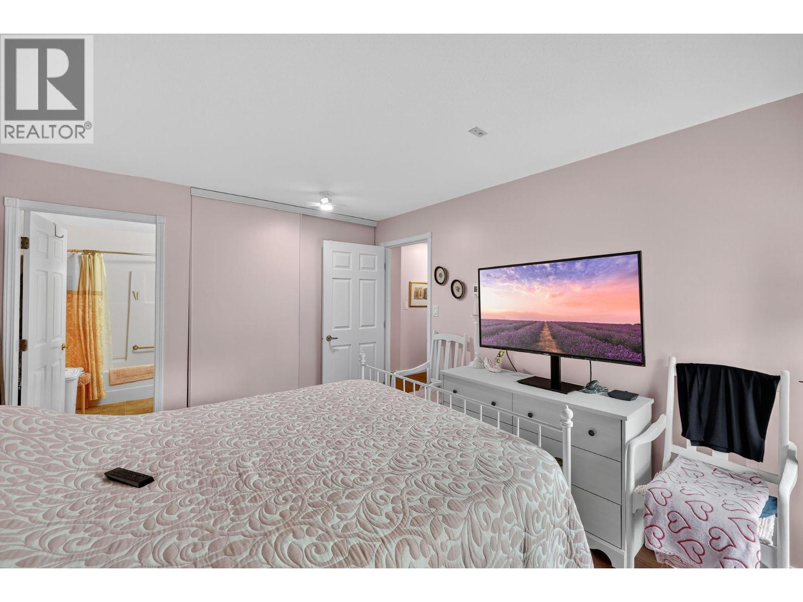 Picture for Unit #207, 575 Sutherland  Avenue https://www.cirrealty.ca/reb/bc/1/10365621_19.jpg