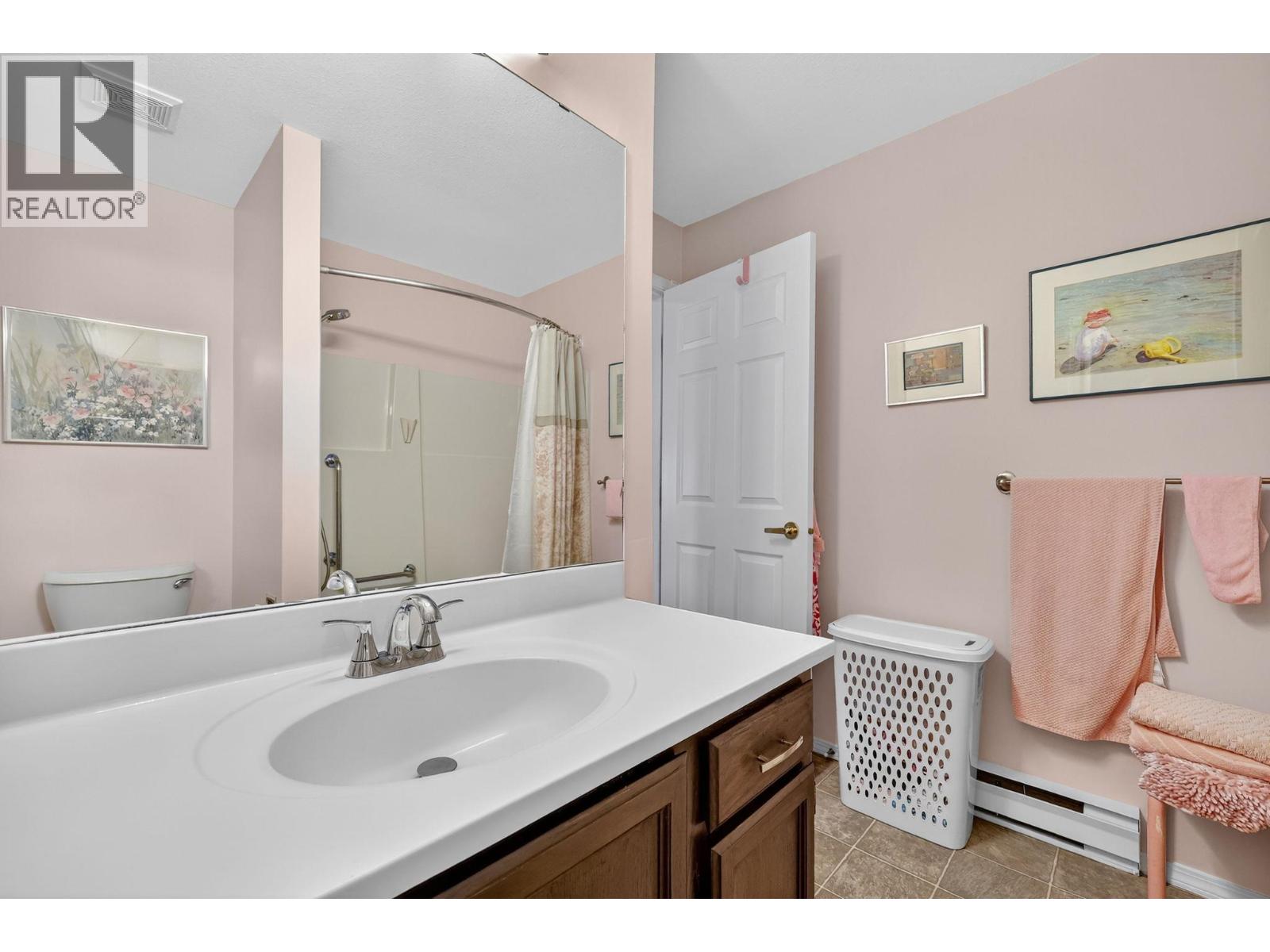 Picture for Unit #207, 575 Sutherland  Avenue https://www.cirrealty.ca/reb/bc/1/10365621_22.jpg