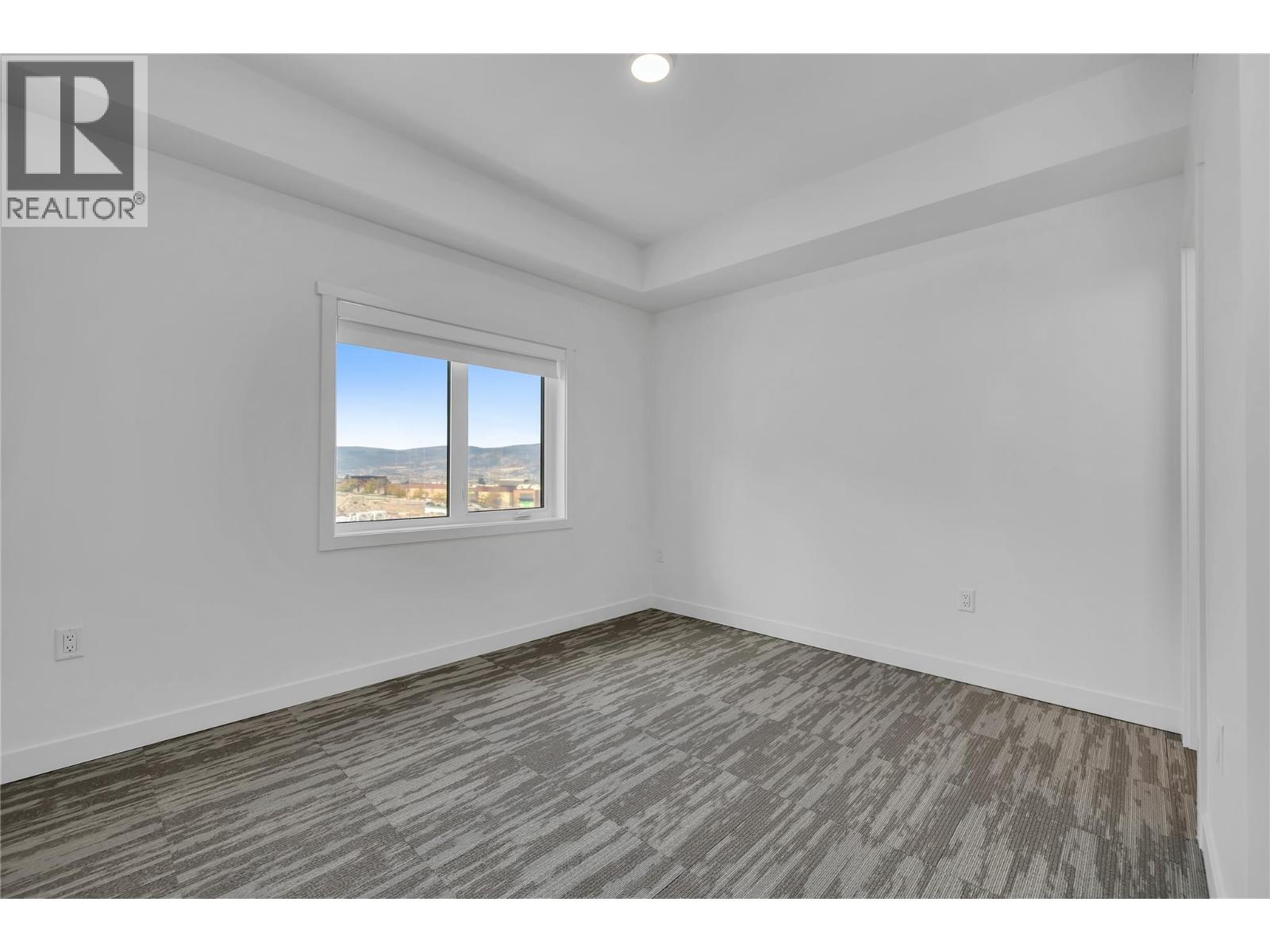 Picture for Unit #118, 1057 Frost  Road https://www.cirrealty.ca/reb/bc/1/10365651_13.jpg