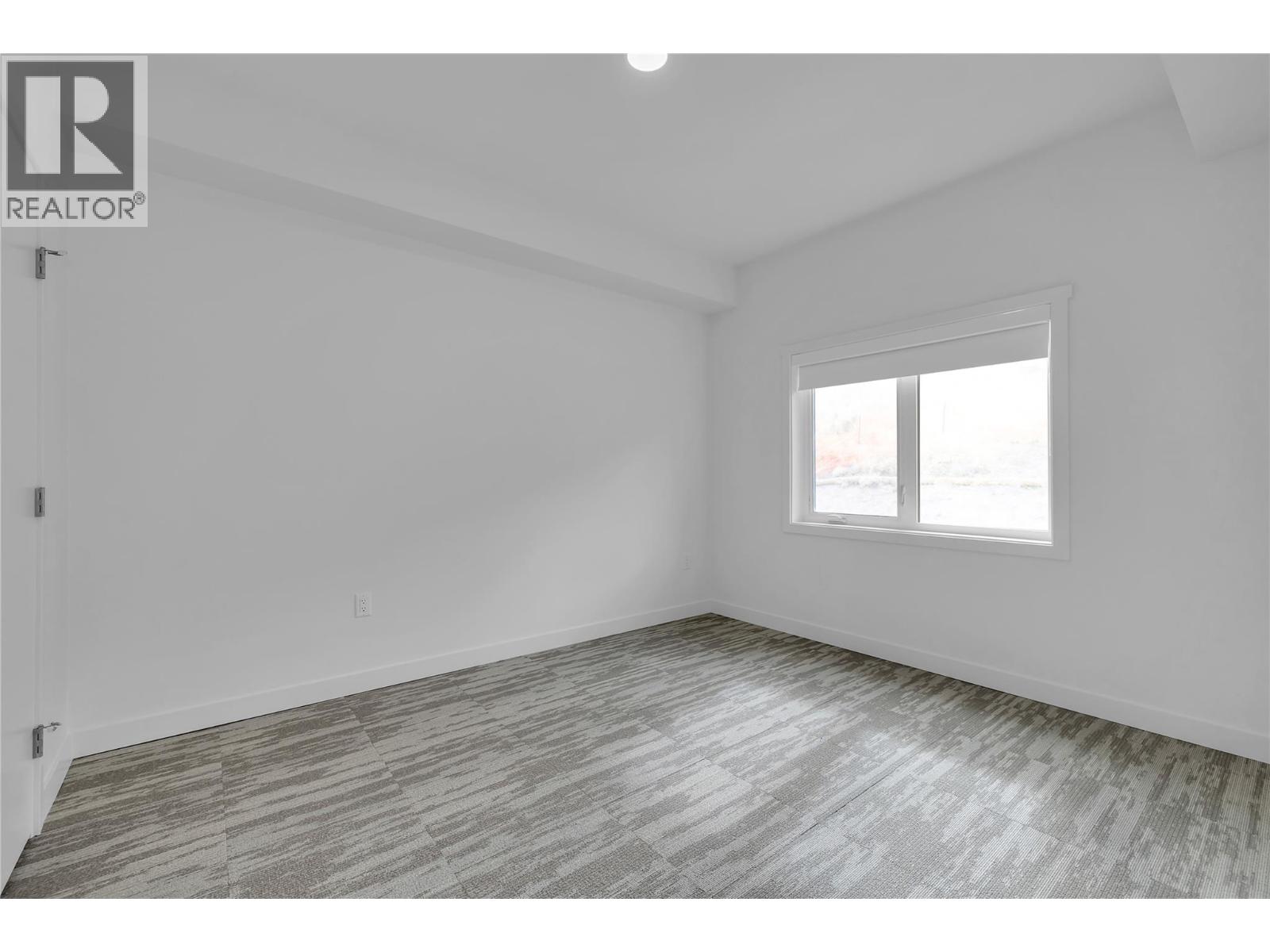 Picture for Unit #118, 1057 Frost  Road https://www.cirrealty.ca/reb/bc/1/10365651_18.jpg