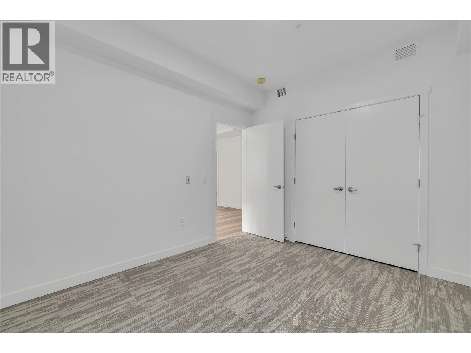 Picture for Unit #118, 1057 Frost  Road https://www.cirrealty.ca/reb/bc/1/10365651_19.jpg