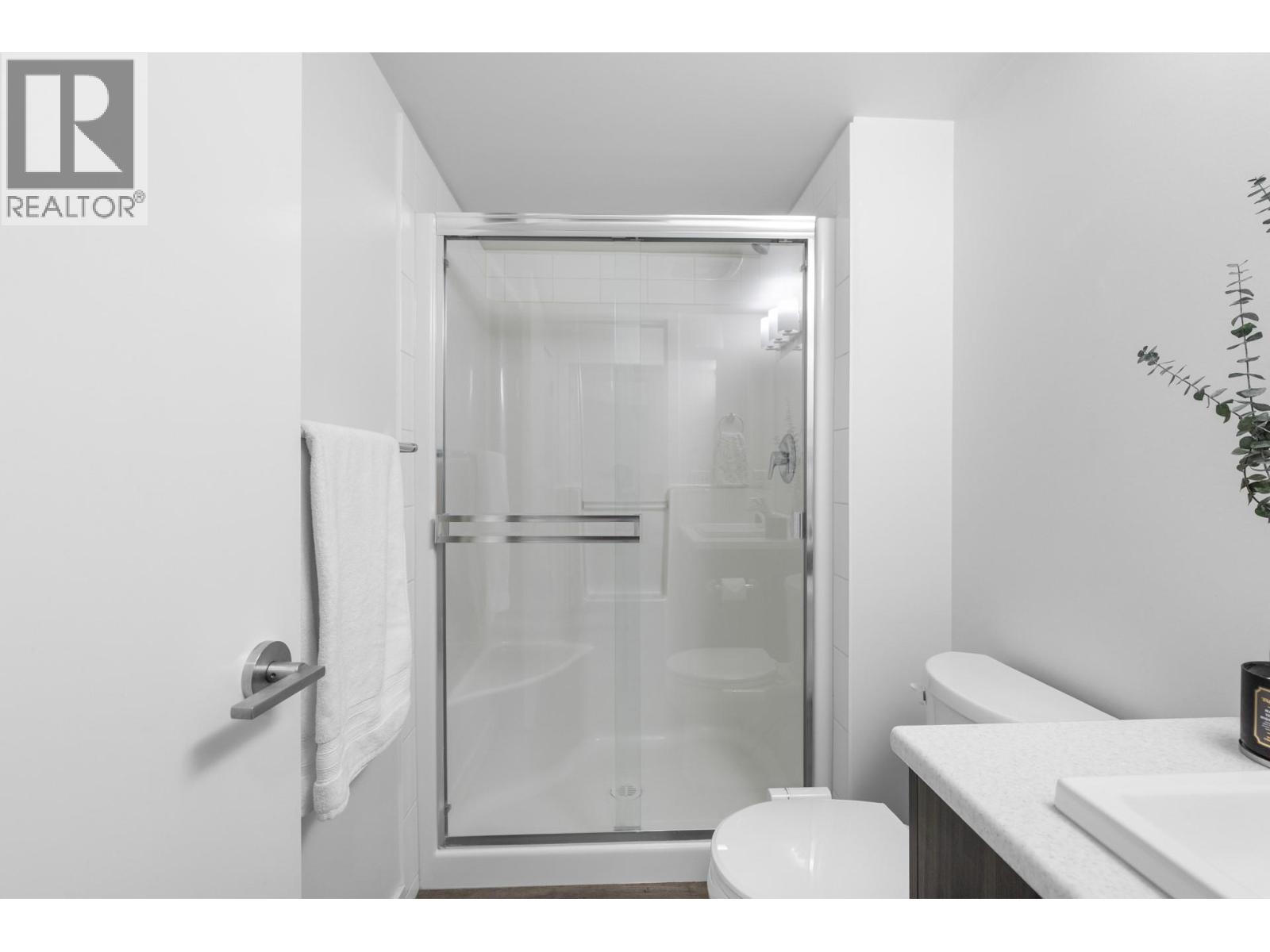 Picture for Unit #203, 725 Academy  Way https://www.cirrealty.ca/reb/bc/1/10365691_13.jpg