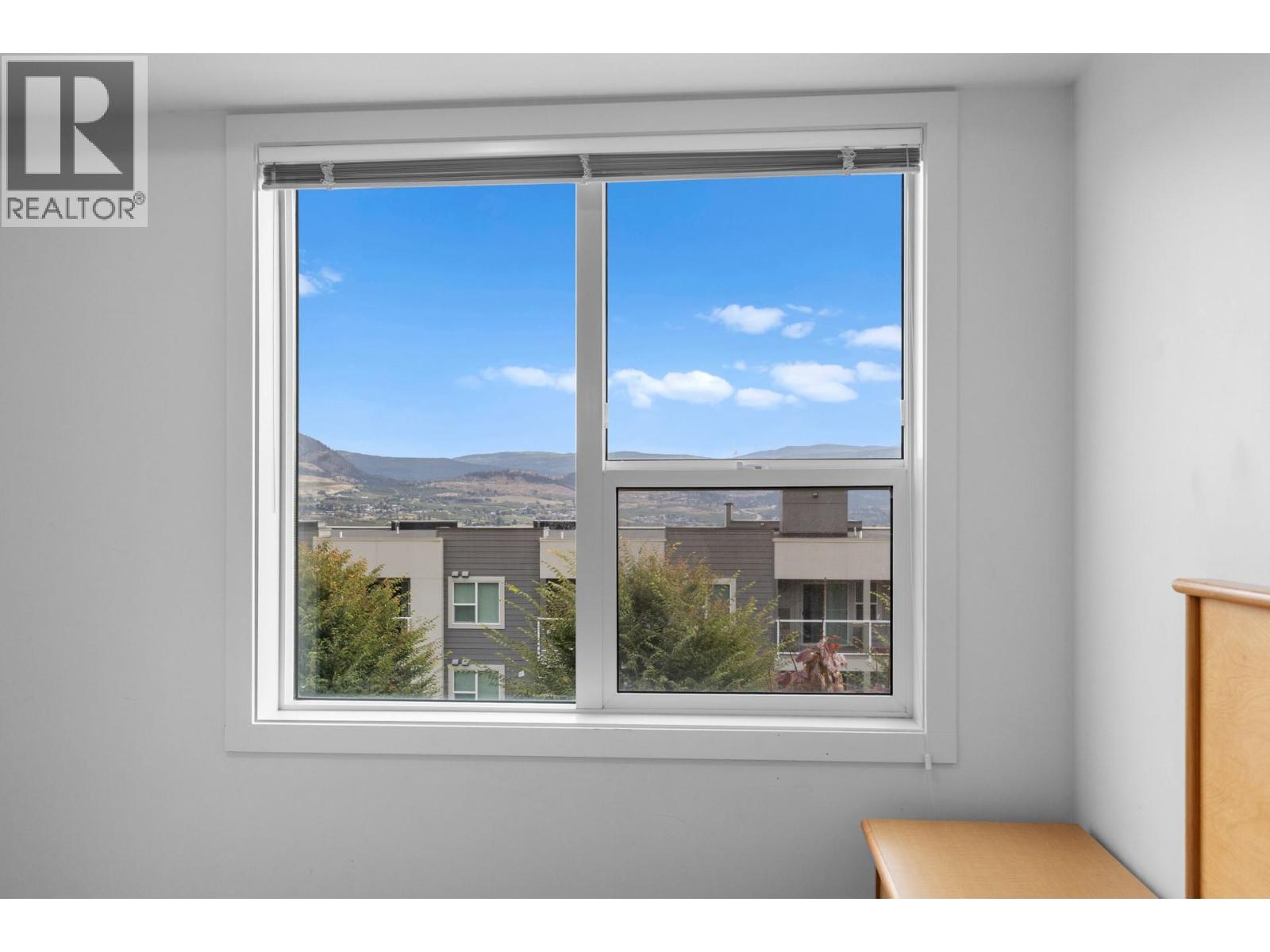 Picture for Unit #203, 725 Academy  Way https://www.cirrealty.ca/reb/bc/1/10365691_23.jpg