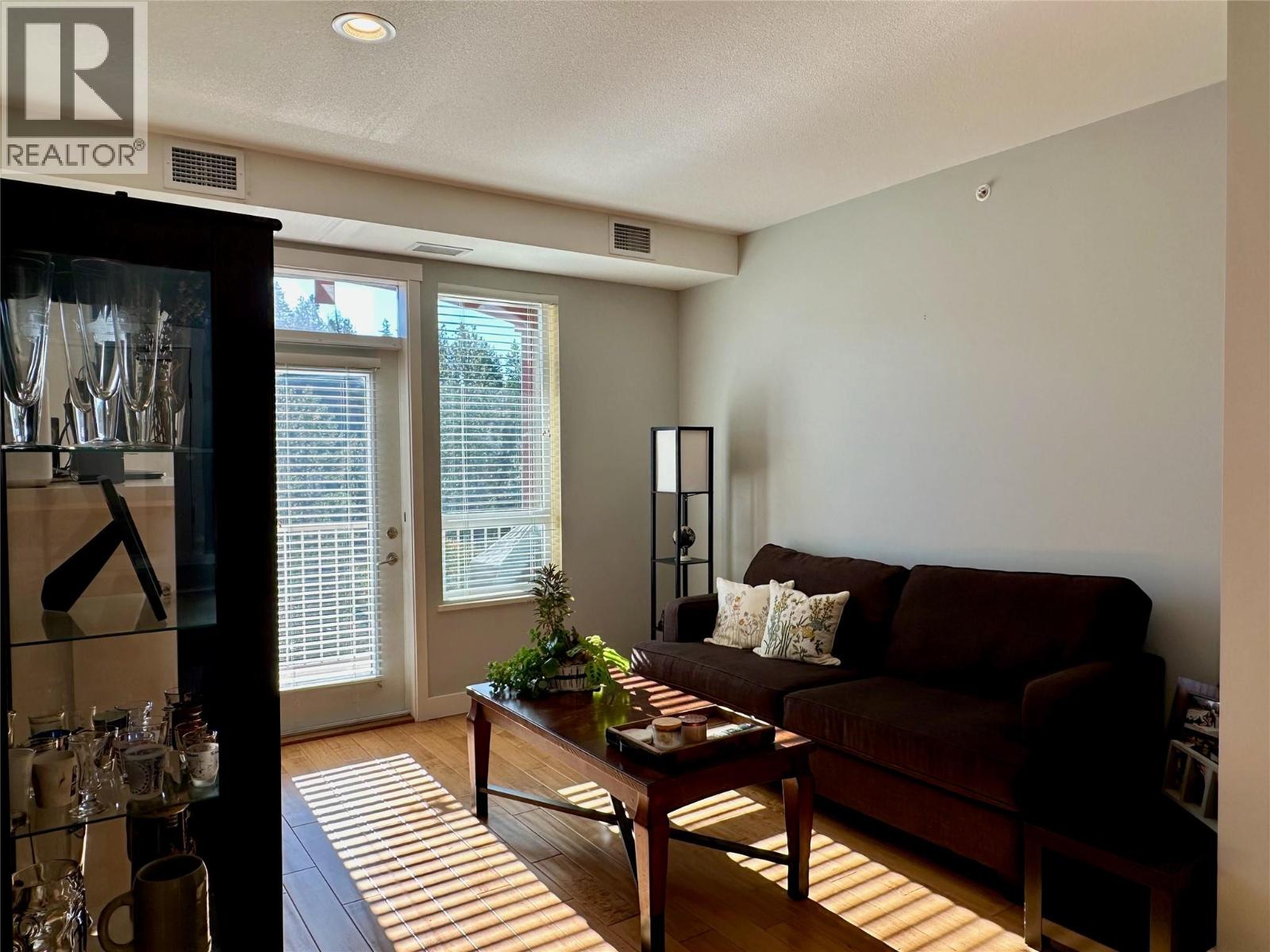 Picture for Unit #1309, 2210 Upper Sundance  Drive https://www.cirrealty.ca/reb/bc/1/10365731_15.jpg