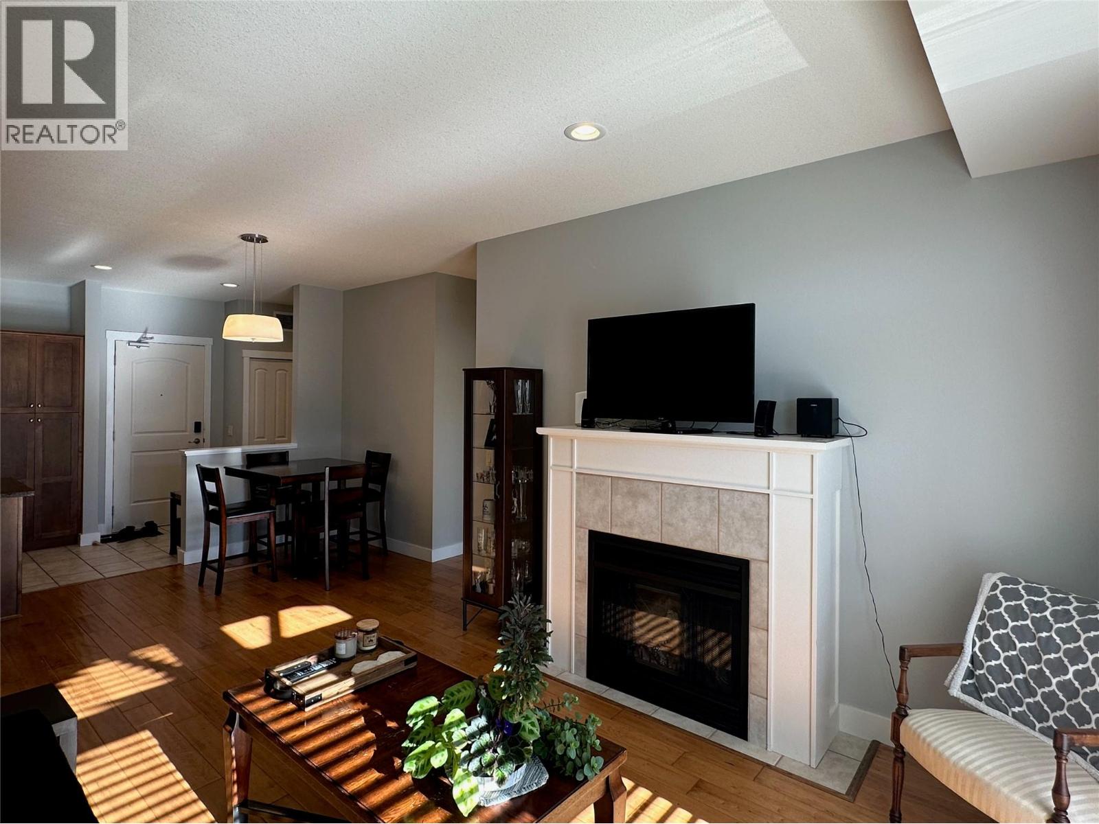 Picture for Unit #1309, 2210 Upper Sundance  Drive https://www.cirrealty.ca/reb/bc/1/10365731_17.jpg