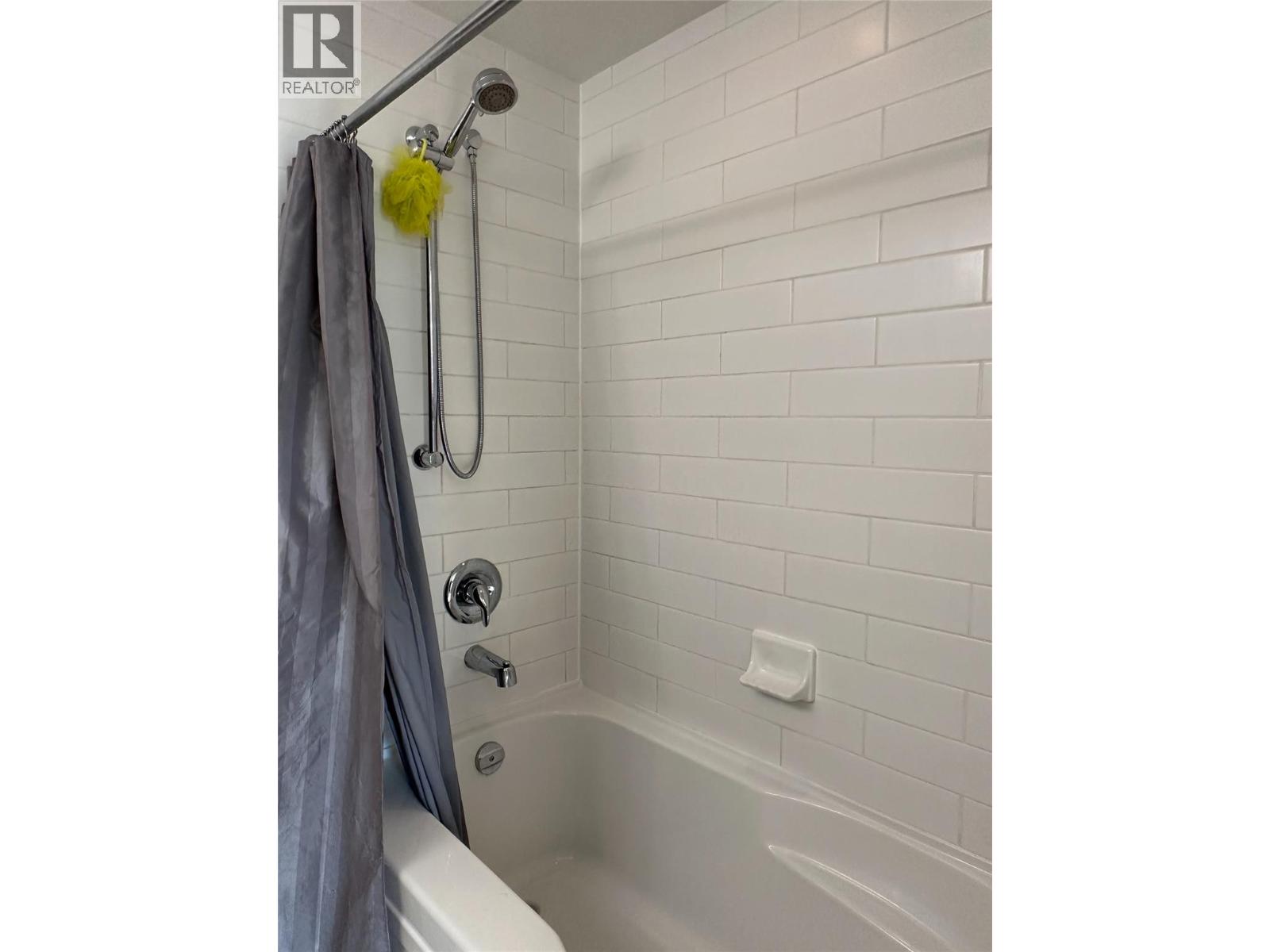 Picture for Unit #1309, 2210 Upper Sundance  Drive https://www.cirrealty.ca/reb/bc/1/10365731_28.jpg