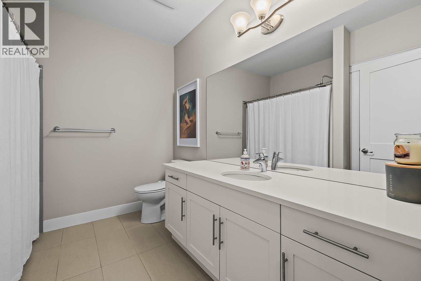 Picture for 1827 Viewpoint  Drive https://www.cirrealty.ca/reb/bc/1/10365871_51.jpg