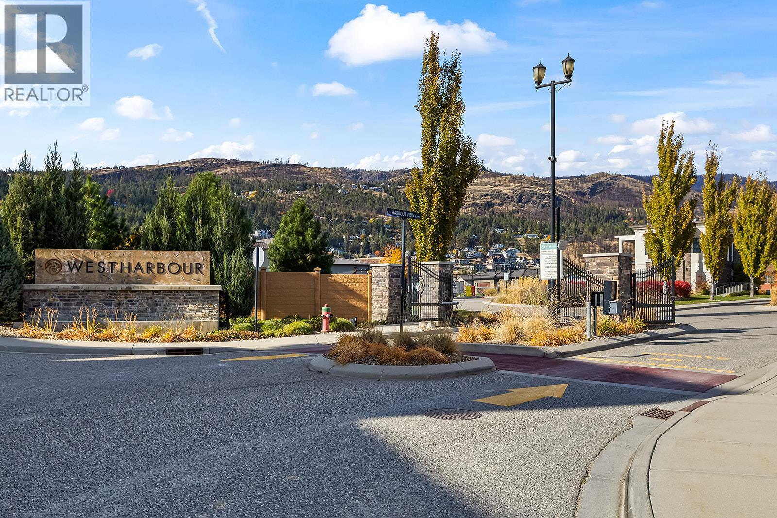 Picture for 1827 Viewpoint  Drive https://www.cirrealty.ca/reb/bc/1/10365871_54.jpg