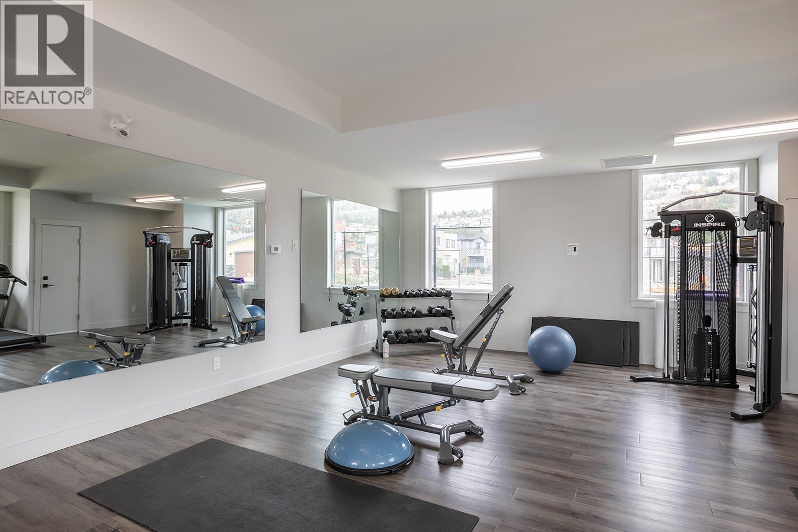 Picture for 1827 Viewpoint  Drive https://www.cirrealty.ca/reb/bc/1/10365871_61.jpg
