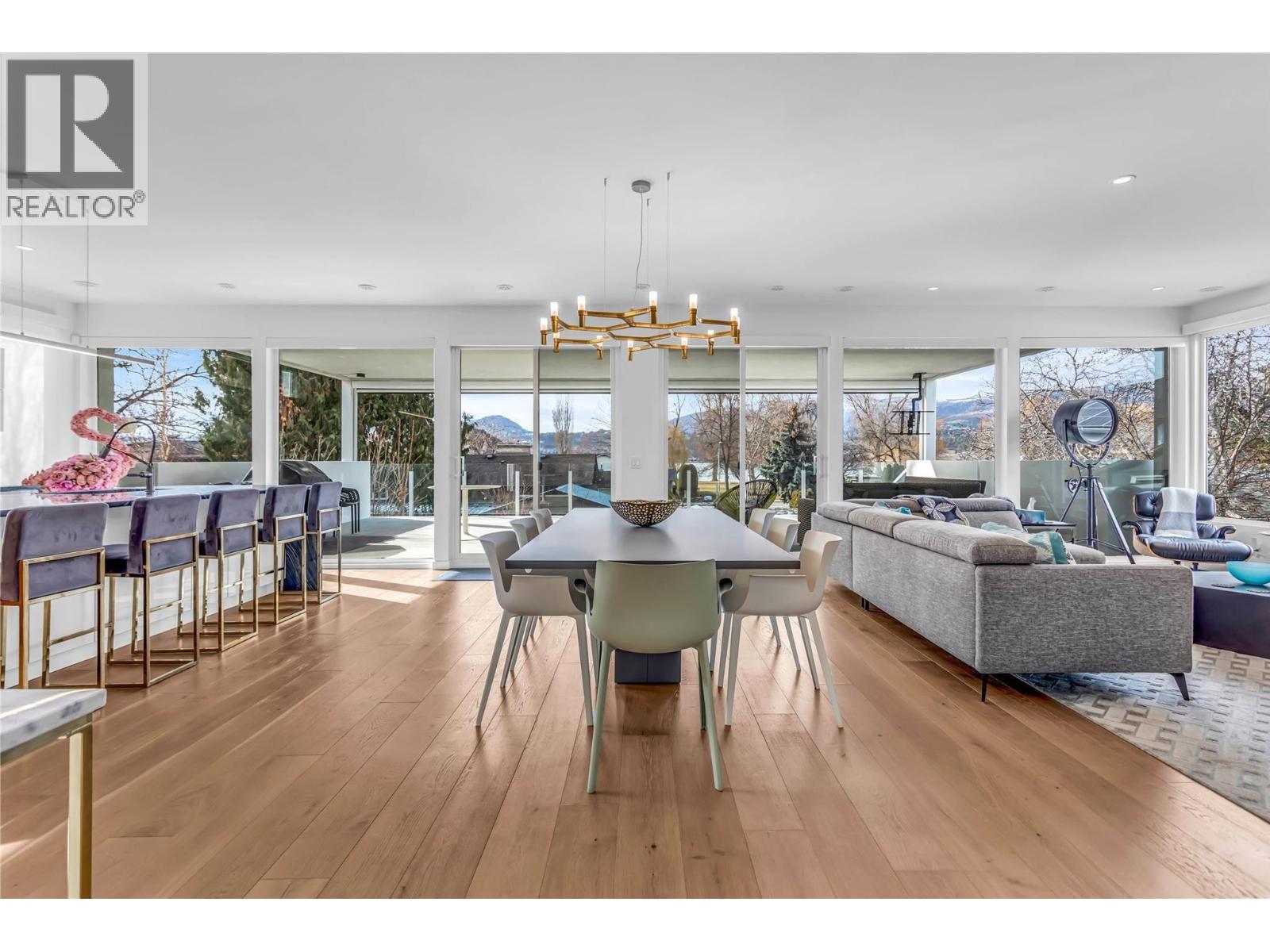 Picture for Unit #201, 2630 Bath  Street https://www.cirrealty.ca/reb/bc/1/10365971_7.jpg