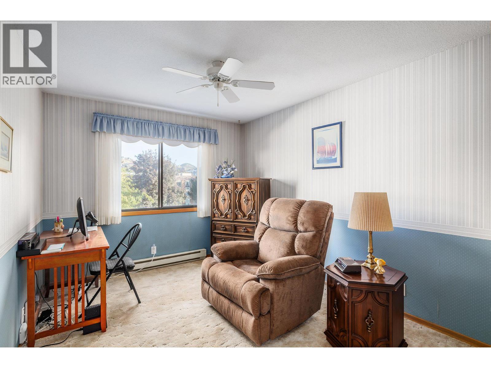 Picture for Unit #301, 1075 Bernard  Avenue https://www.cirrealty.ca/reb/bc/1/10366111_14.jpg