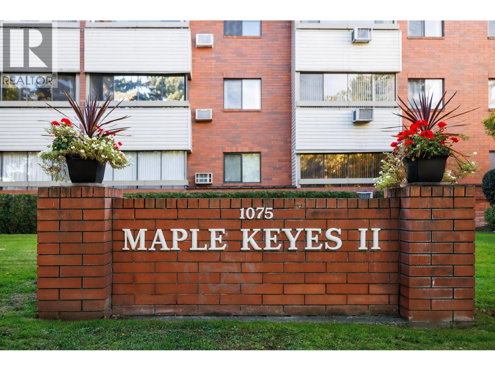 Picture for Unit #301, 1075 Bernard  Avenue https://www.cirrealty.ca/reb/bc/1/10366111_21.jpg