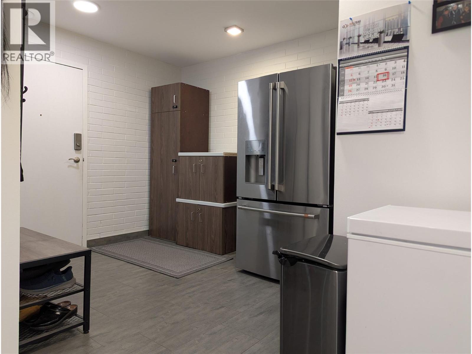 Picture for Unit #401, 1915 Pacific  Court