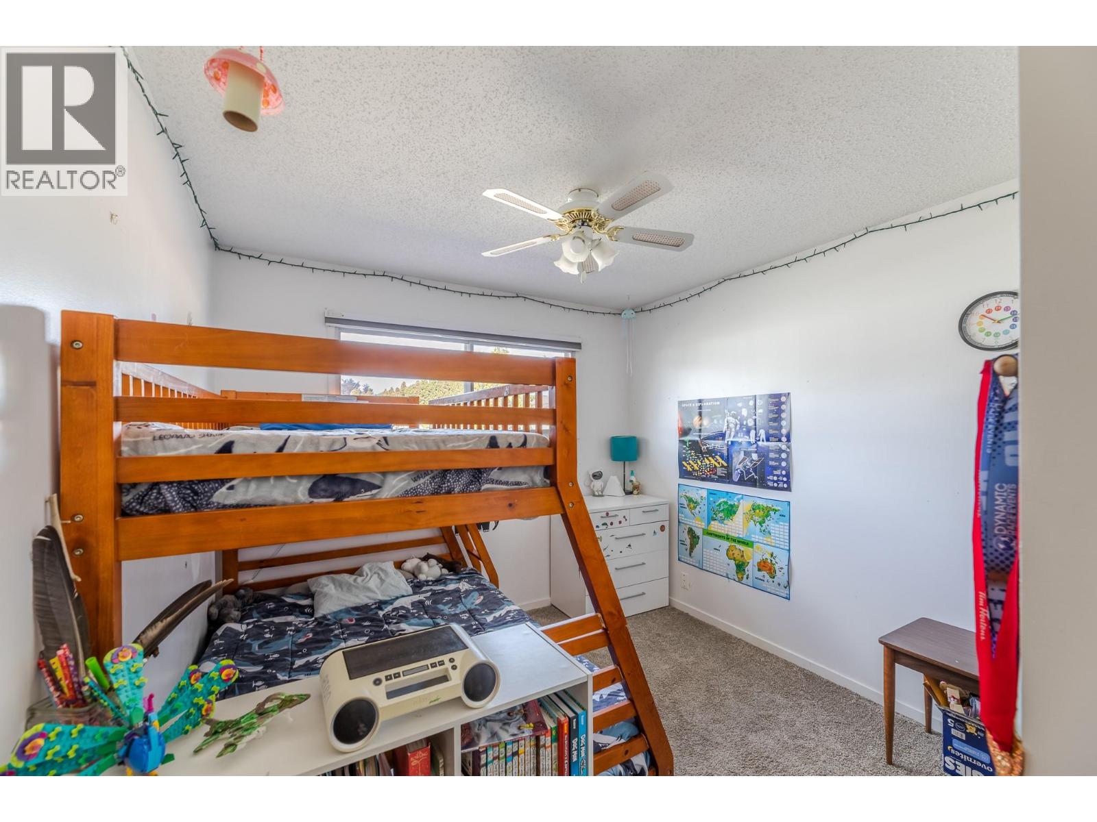 Picture for 157 Murray  Drive https://www.cirrealty.ca/reb/bc/1/10366231_20.jpg