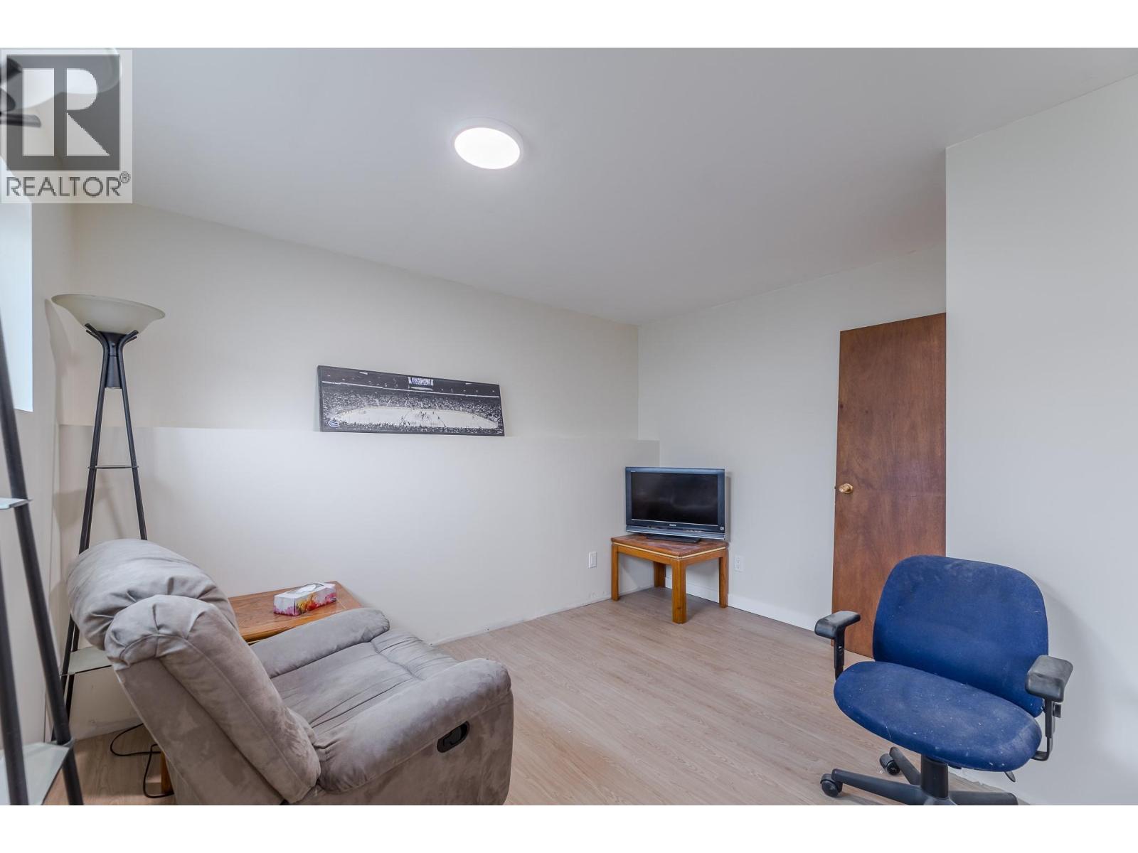 Picture for 157 Murray  Drive https://www.cirrealty.ca/reb/bc/1/10366231_34.jpg