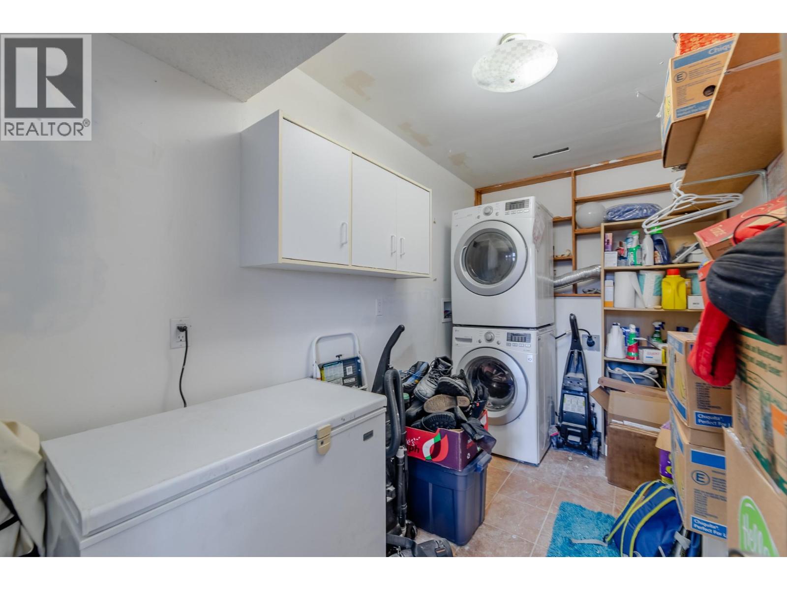 Picture for 157 Murray  Drive https://www.cirrealty.ca/reb/bc/1/10366231_36.jpg