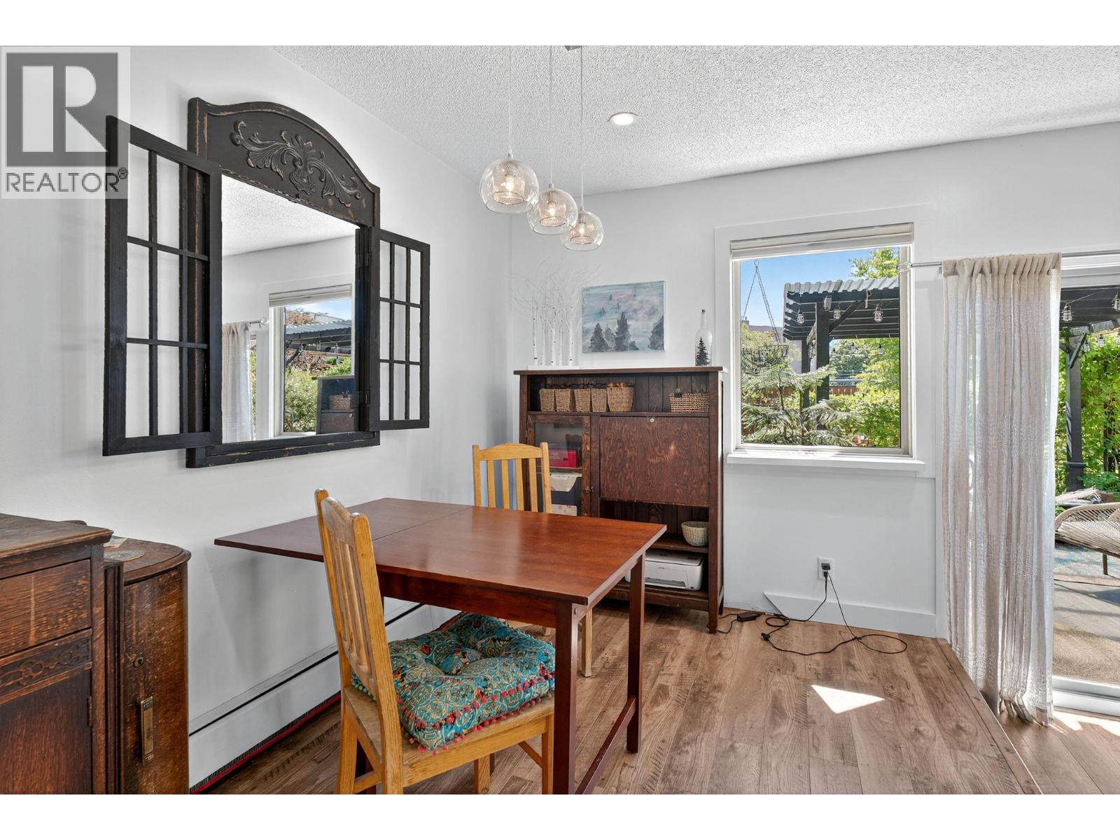 Picture for Unit #29, 310 Yorkton  Avenue https://www.cirrealty.ca/reb/bc/1/10366281_16.jpg