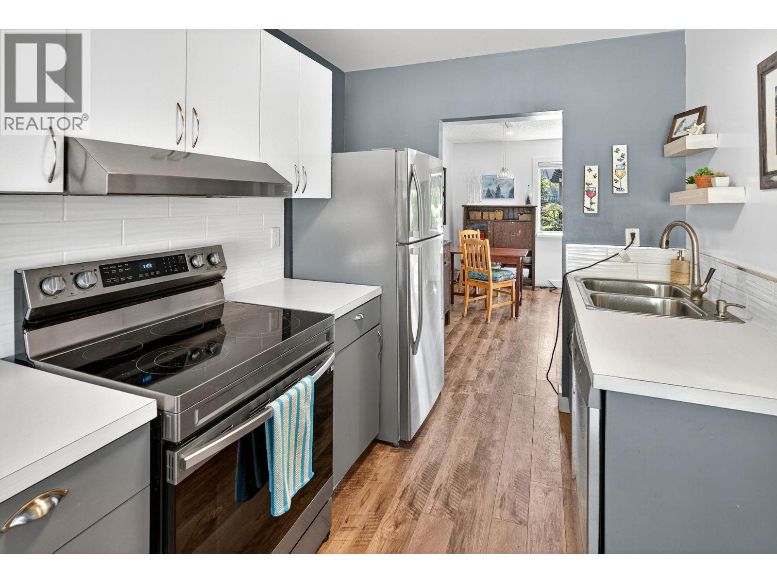 Picture for Unit #29, 310 Yorkton  Avenue https://www.cirrealty.ca/reb/bc/1/10366281_20.jpg