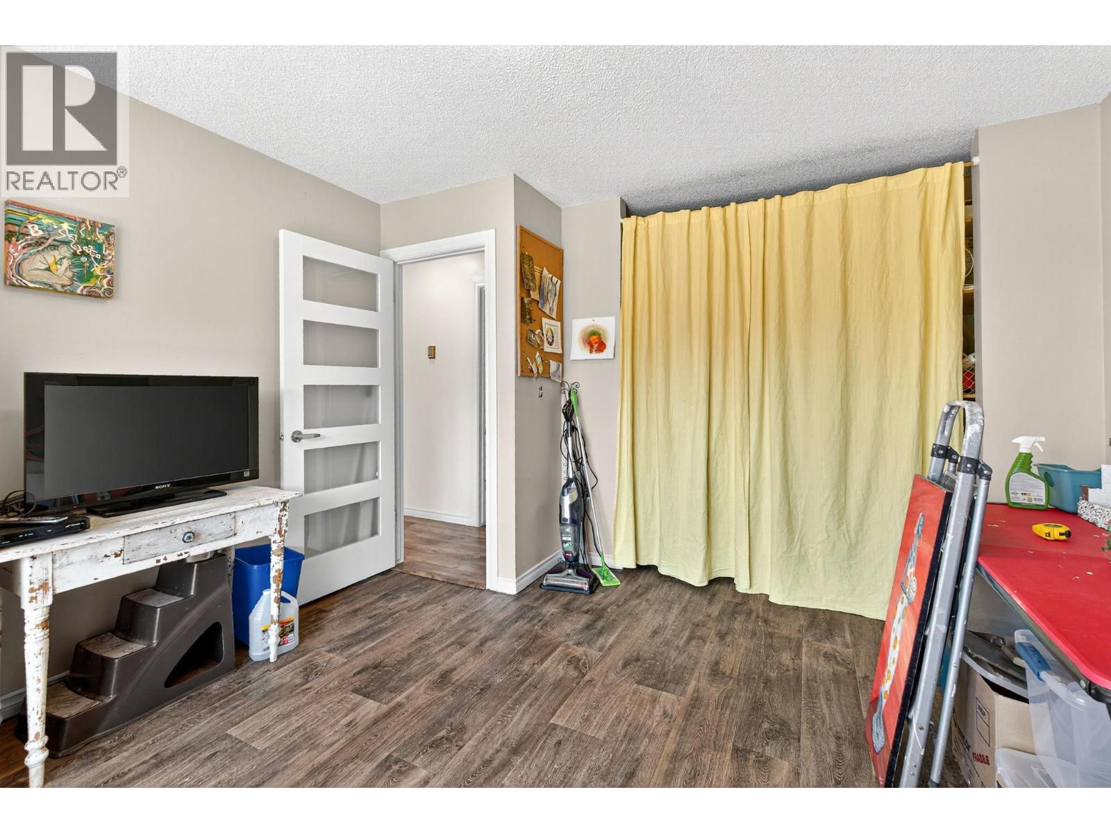 Picture for Unit #29, 310 Yorkton  Avenue https://www.cirrealty.ca/reb/bc/1/10366281_21.jpg