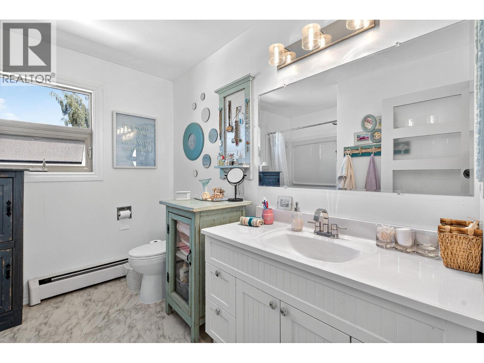 Picture for Unit #29, 310 Yorkton  Avenue https://www.cirrealty.ca/reb/bc/1/10366281_25.jpg