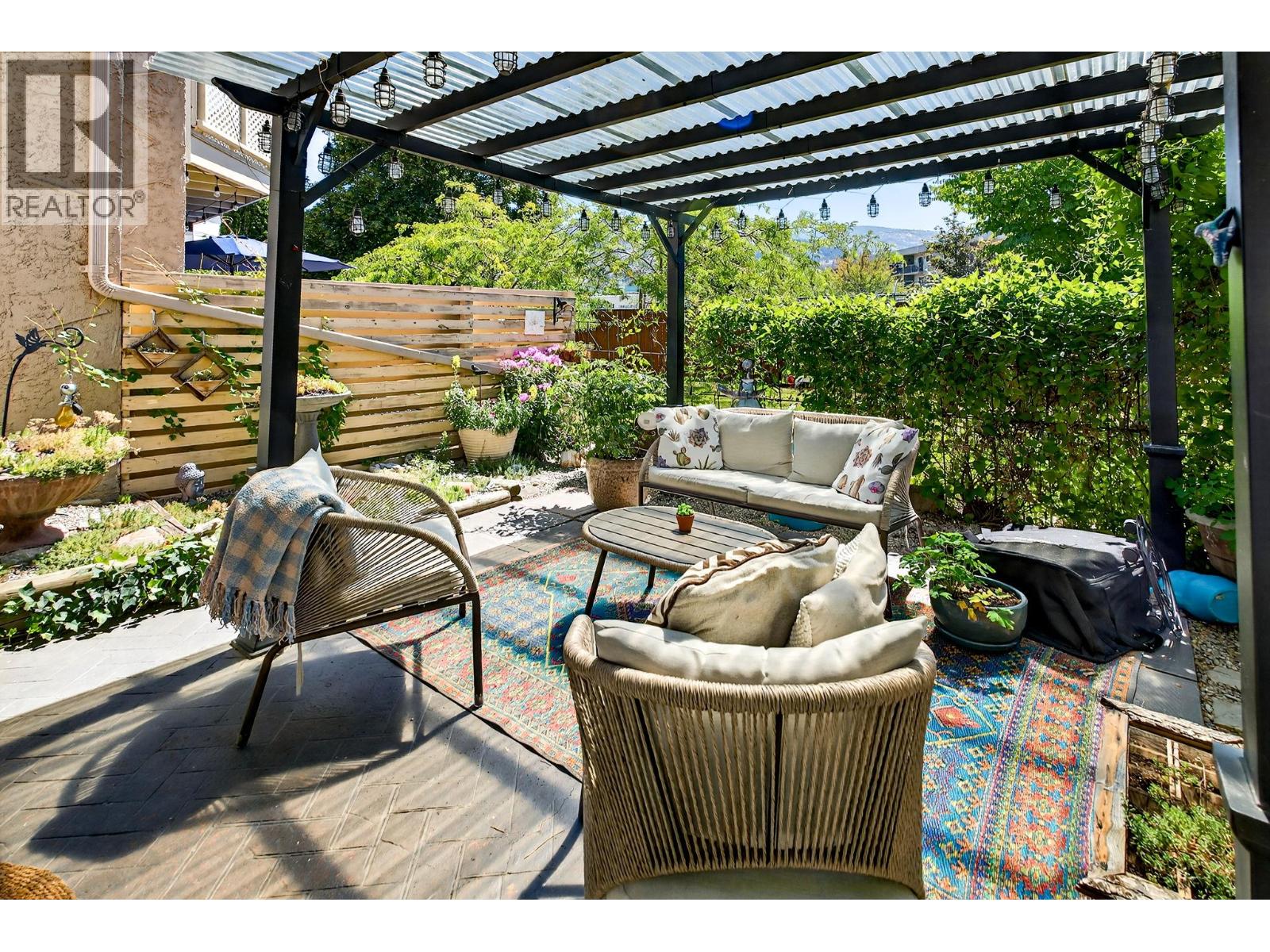 Picture for Unit #29, 310 Yorkton  Avenue https://www.cirrealty.ca/reb/bc/1/10366281_8.jpg