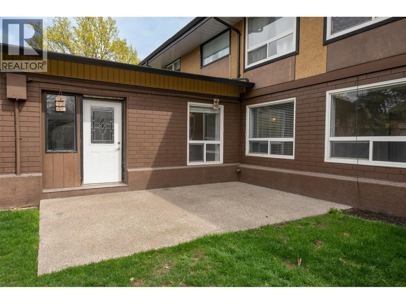 Picture for Unit #1, 1291 Bernard  Avenue https://www.cirrealty.ca/reb/bc/1/10366371_10.jpg