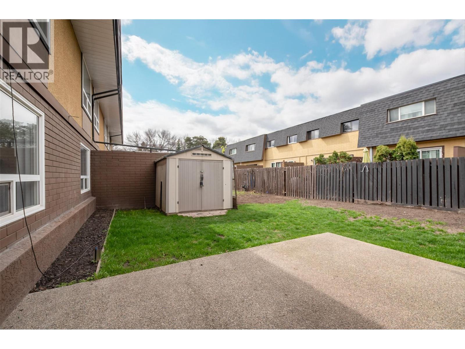 Picture for Unit #1, 1291 Bernard  Avenue https://www.cirrealty.ca/reb/bc/1/10366371_11.jpg