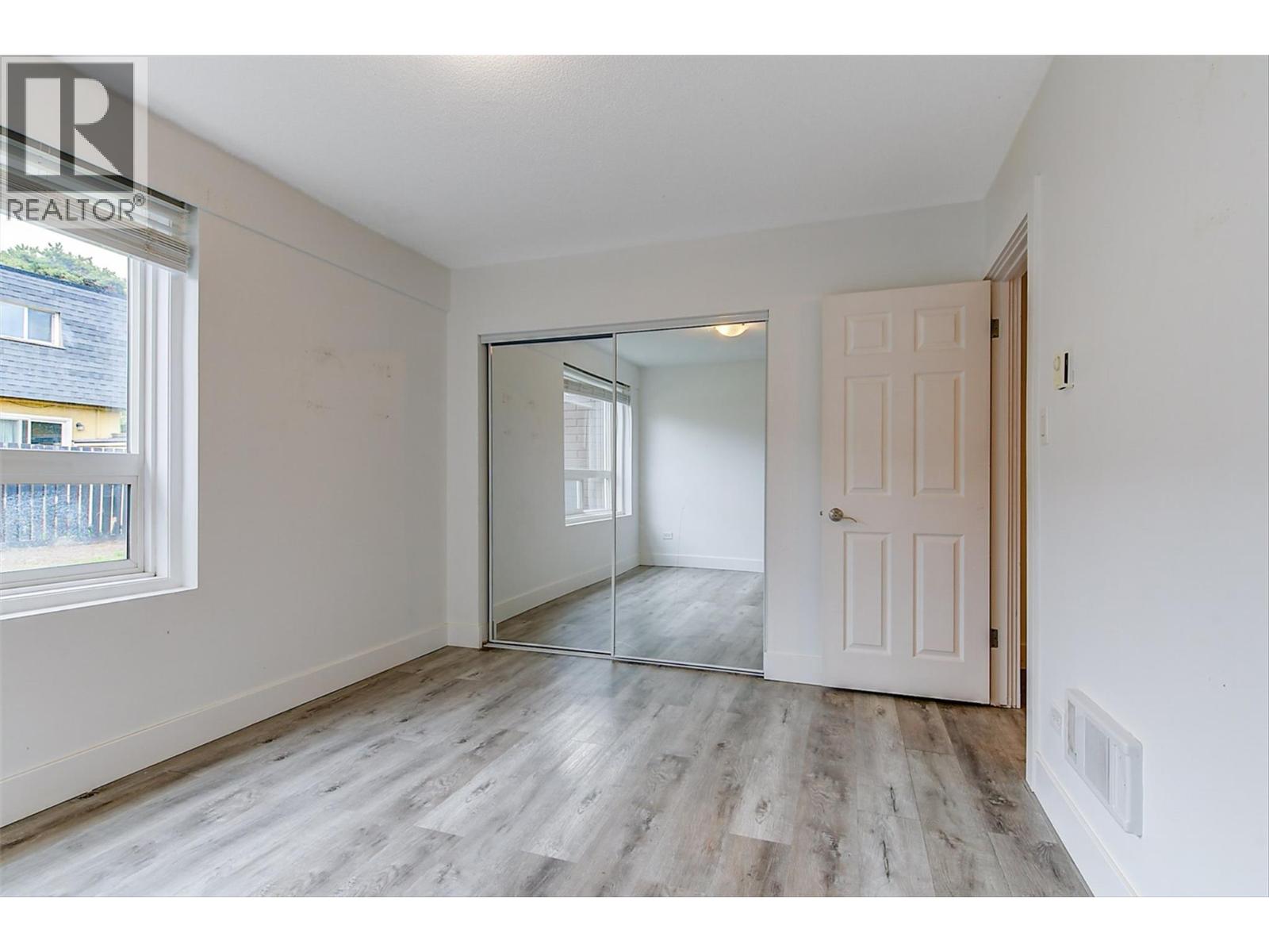 Picture for Unit #1, 1291 Bernard  Avenue https://www.cirrealty.ca/reb/bc/1/10366371_20.jpg