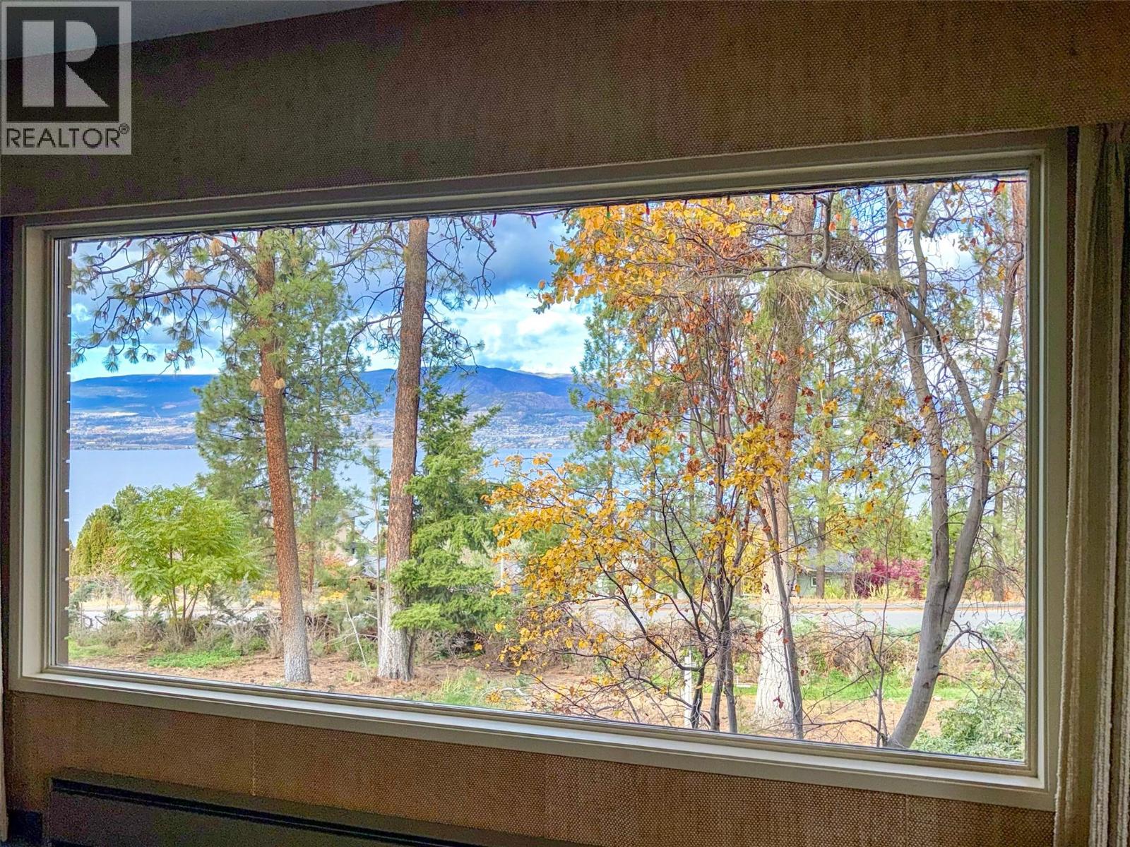 Picture for 5090 Ash  Road https://www.cirrealty.ca/reb/bc/1/10366391_18.jpg