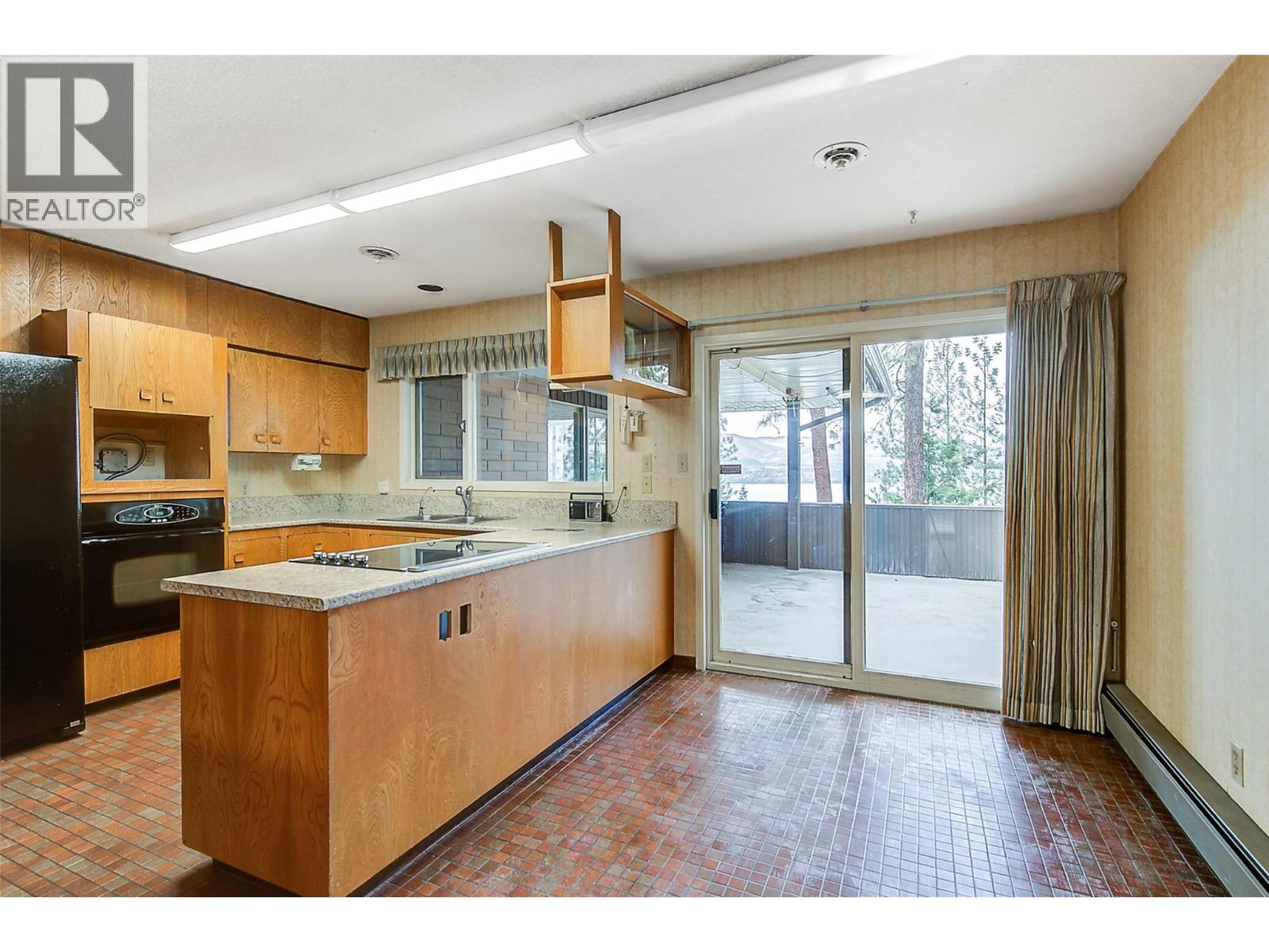 Picture for 5090 Ash  Road https://www.cirrealty.ca/reb/bc/1/10366391_23.jpg