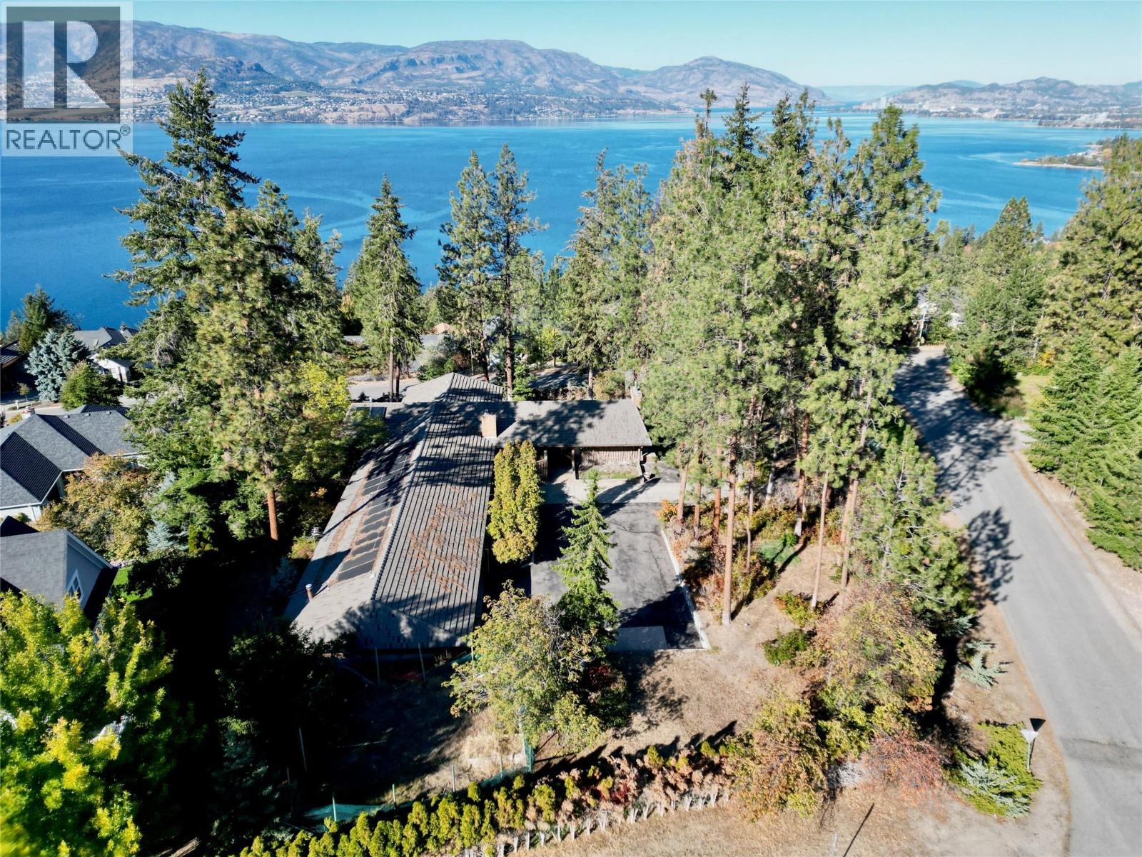 Picture for 5090 Ash  Road https://www.cirrealty.ca/reb/bc/1/10366391_8.jpg