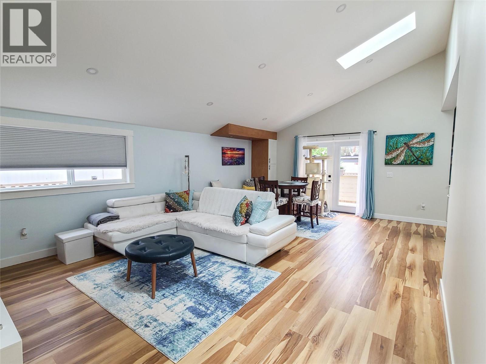 Picture for Unit #95, 1999 Highway 97S  Highway https://www.cirrealty.ca/reb/bc/1/10366431_11.jpg