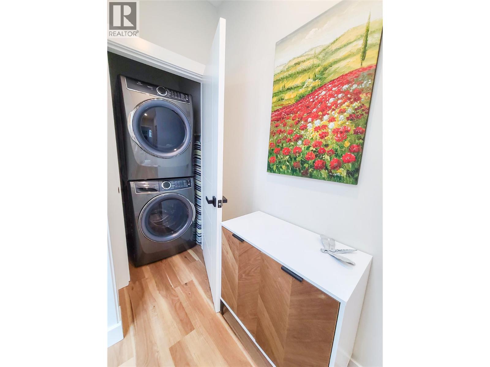 Picture for Unit #95, 1999 Highway 97S  Highway https://www.cirrealty.ca/reb/bc/1/10366431_24.jpg