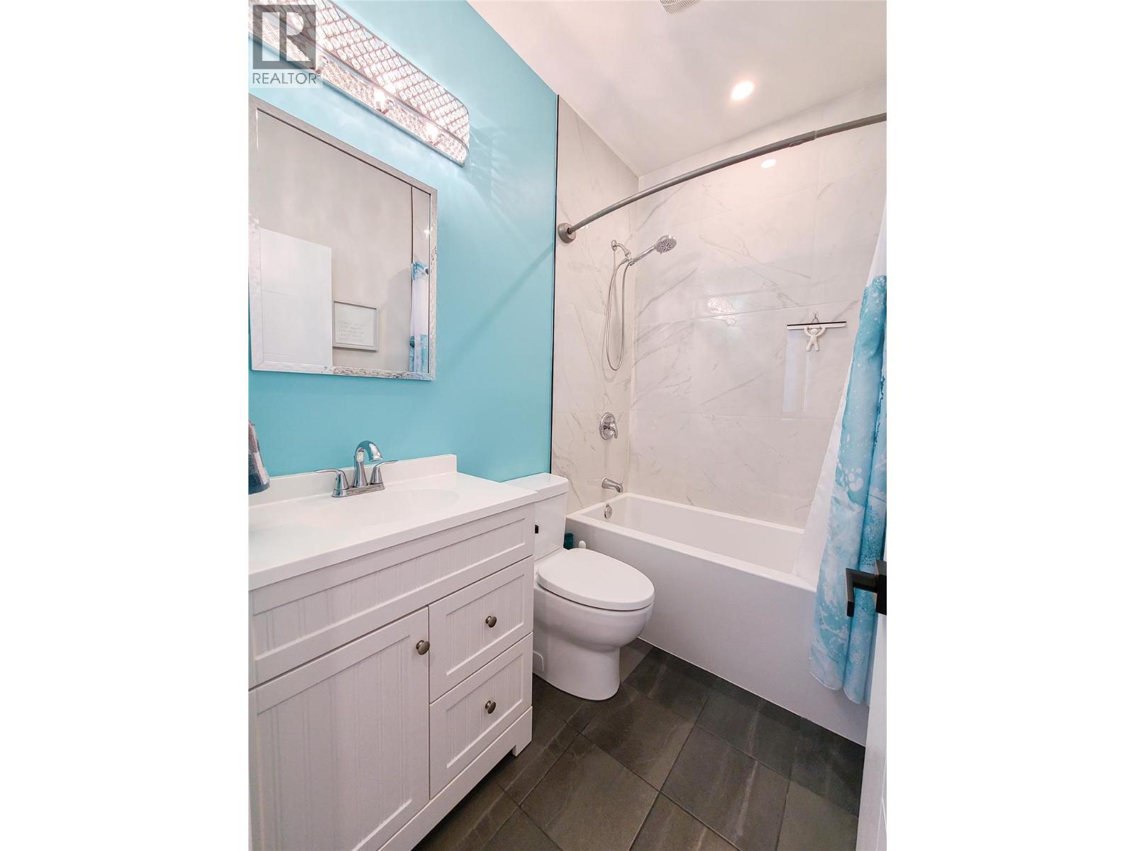 Picture for Unit #95, 1999 Highway 97S  Highway https://www.cirrealty.ca/reb/bc/1/10366431_26.jpg