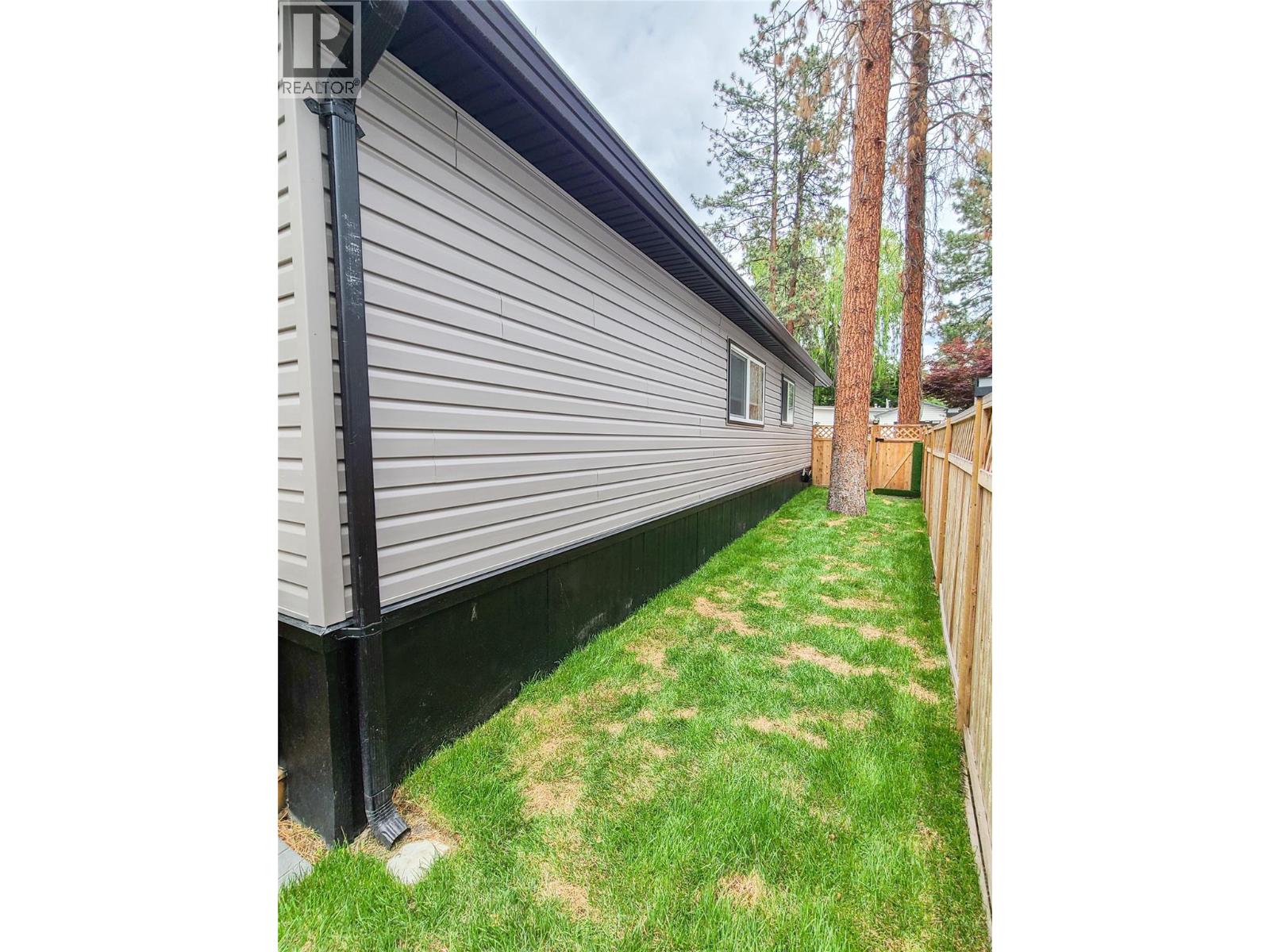 Picture for Unit #95, 1999 Highway 97S  Highway https://www.cirrealty.ca/reb/bc/1/10366431_36.jpg