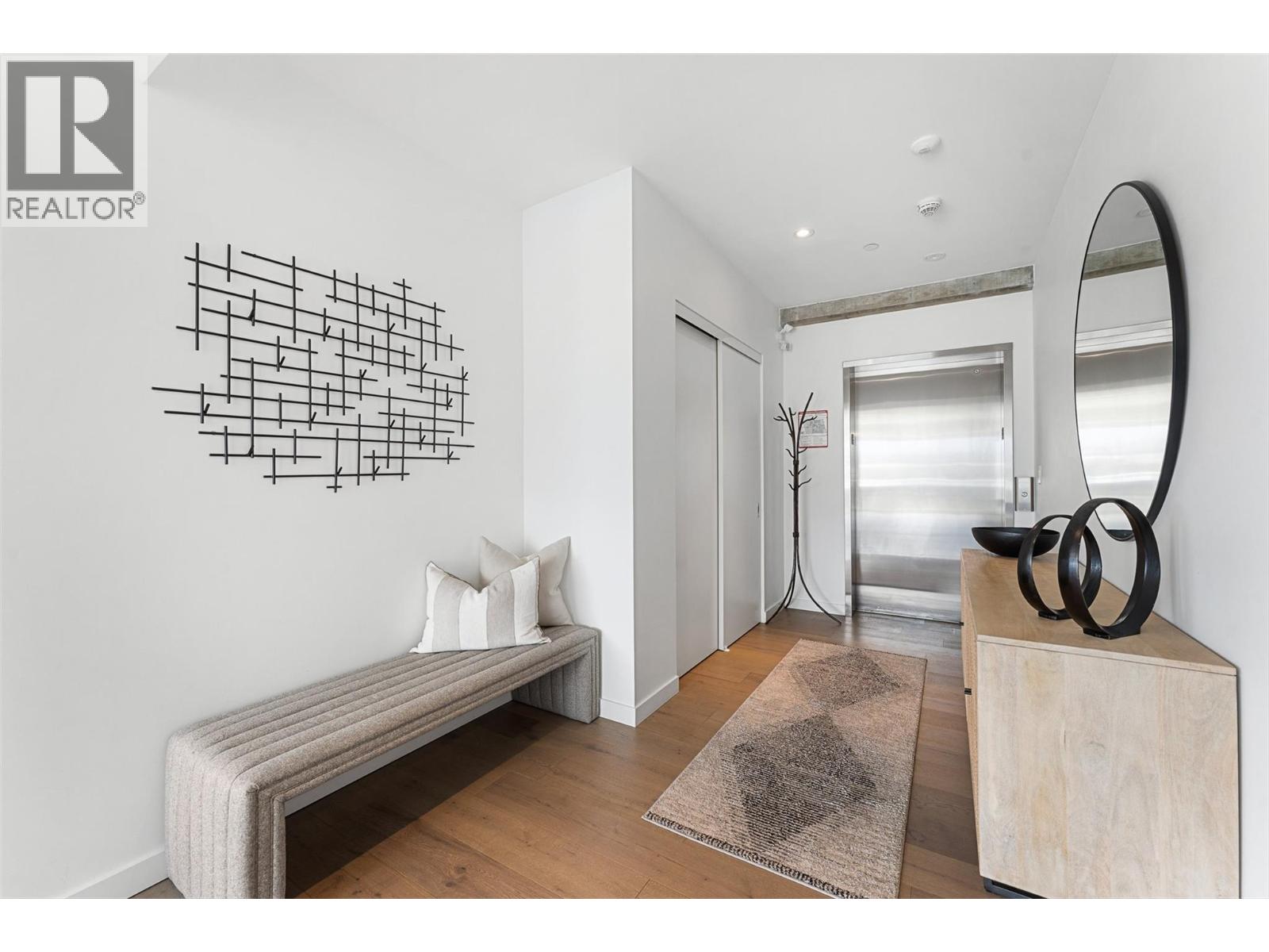 Picture for Unit #402, 4071 Lakeshore  Road