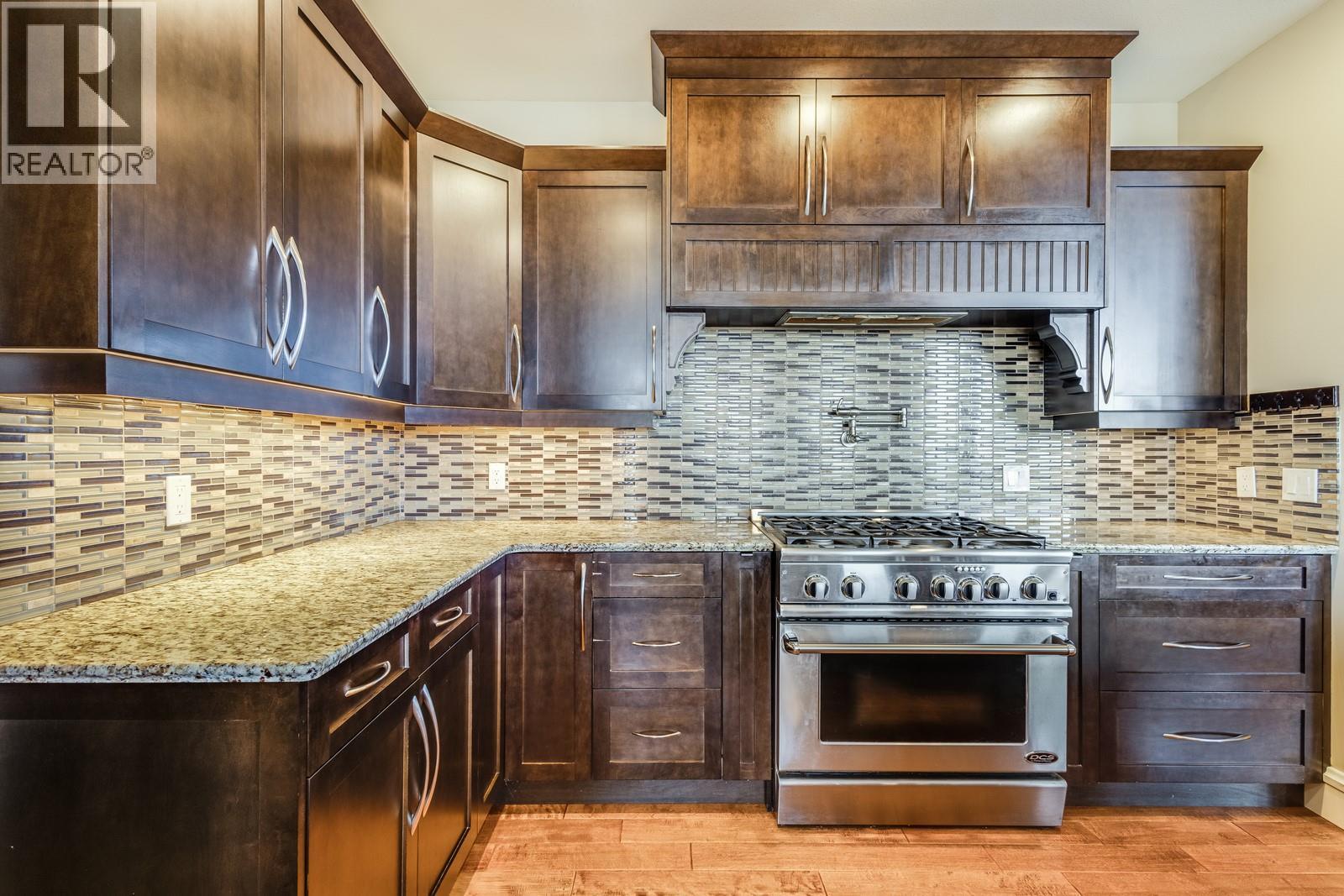 Picture for 1830 Birkdale  Avenue https://www.cirrealty.ca/reb/bc/1/10366521_10.jpg