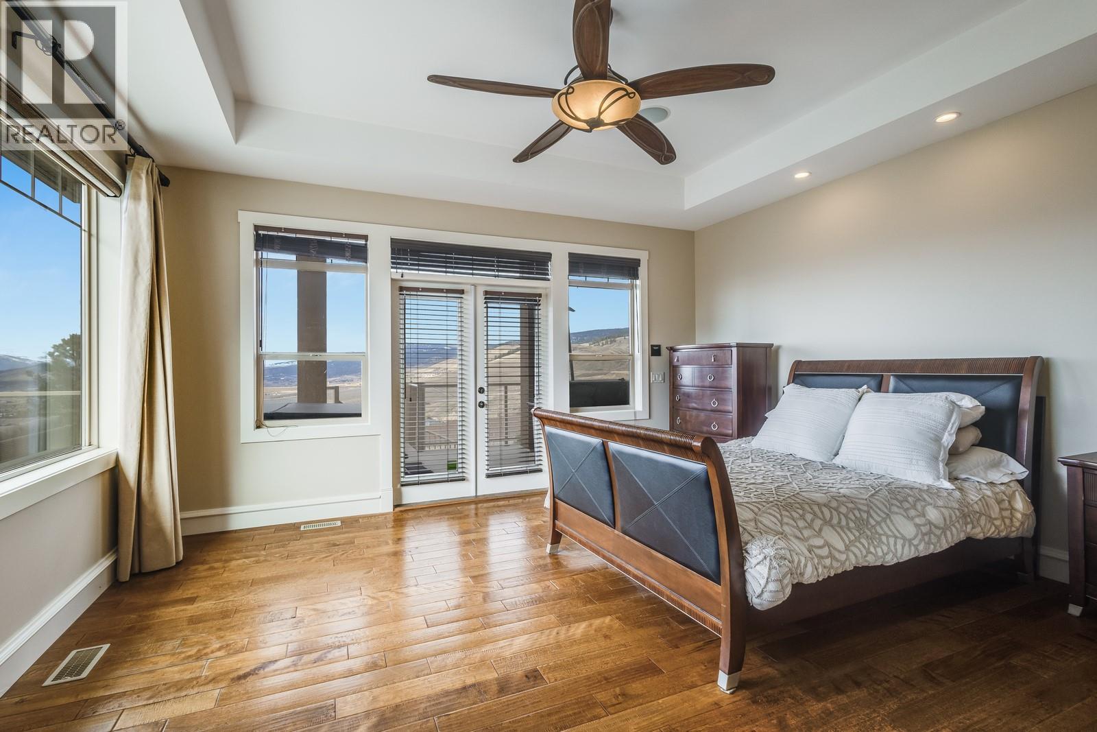 Picture for 1830 Birkdale  Avenue https://www.cirrealty.ca/reb/bc/1/10366521_17.jpg