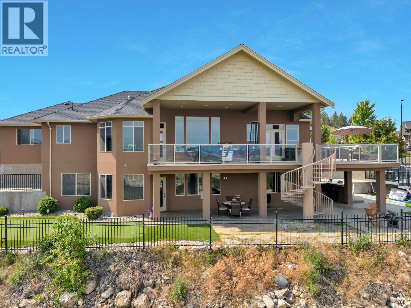 Picture for 1830 Birkdale  Avenue https://www.cirrealty.ca/reb/bc/1/10366521_48.jpg