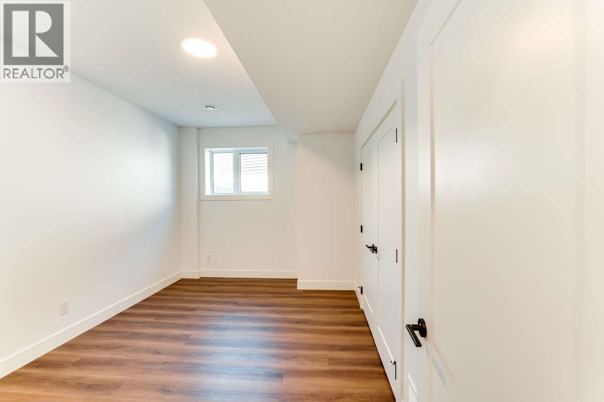 Picture for 278 Summer Wood  Drive https://www.cirrealty.ca/reb/bc/1/10366561_10.jpg