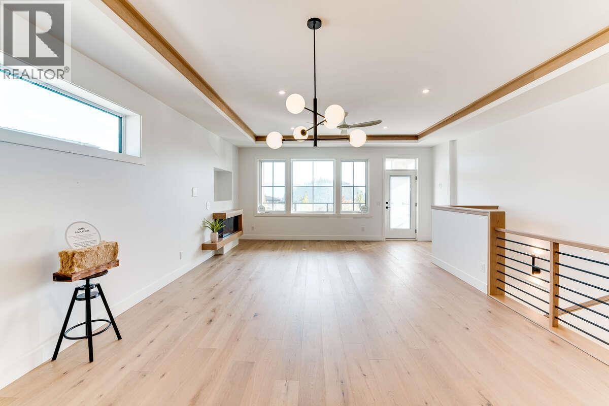 Picture for 278 Summer Wood  Drive https://www.cirrealty.ca/reb/bc/1/10366561_12.jpg