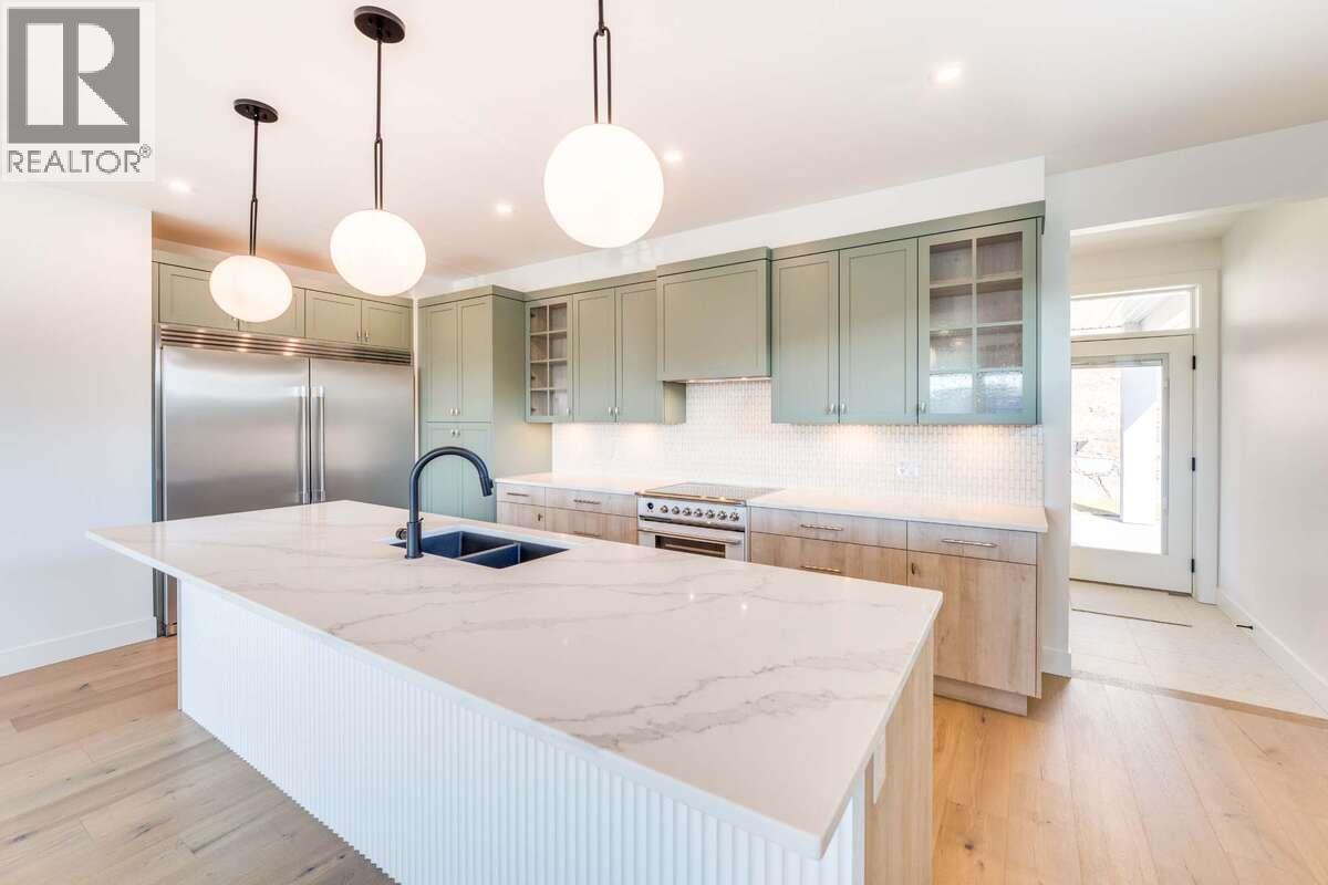 Picture for 278 Summer Wood  Drive https://www.cirrealty.ca/reb/bc/1/10366561_15.jpg