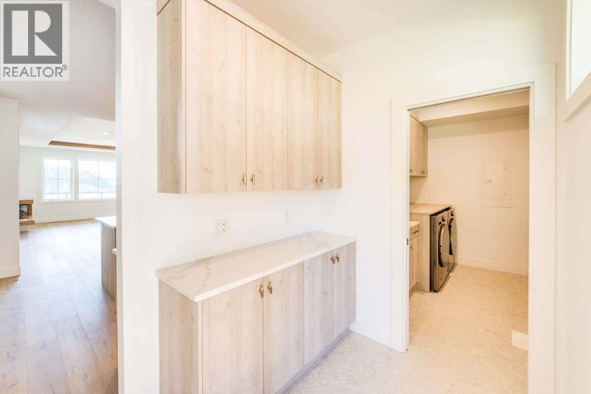 Picture for 278 Summer Wood  Drive https://www.cirrealty.ca/reb/bc/1/10366561_20.jpg