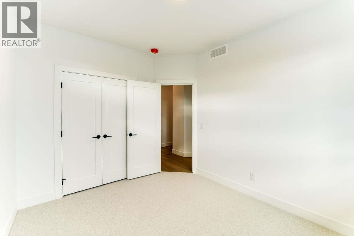 Picture for 278 Summer Wood  Drive https://www.cirrealty.ca/reb/bc/1/10366561_27.jpg