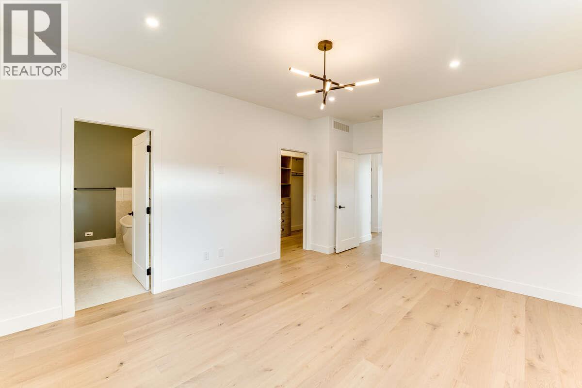 Picture for 278 Summer Wood  Drive https://www.cirrealty.ca/reb/bc/1/10366561_31.jpg