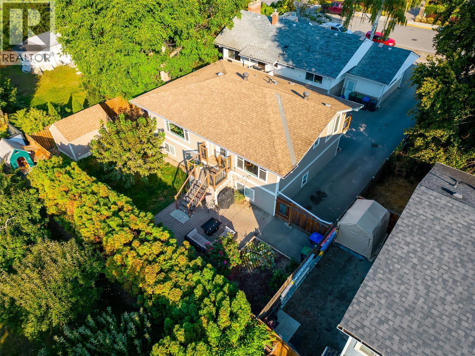 Picture for 855 Saucier  Avenue