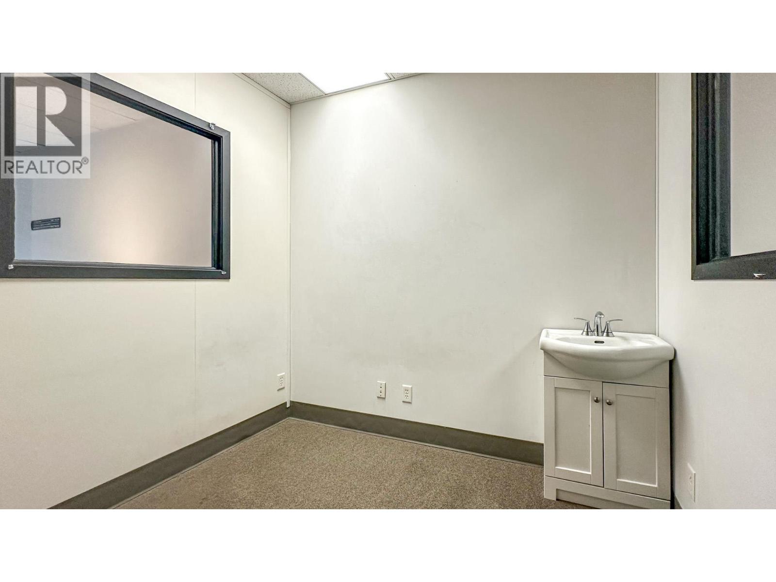 Picture for Unit #102B, 200 Dougall  RoadN https://www.cirrealty.ca/reb/bc/1/10366641_9.jpg